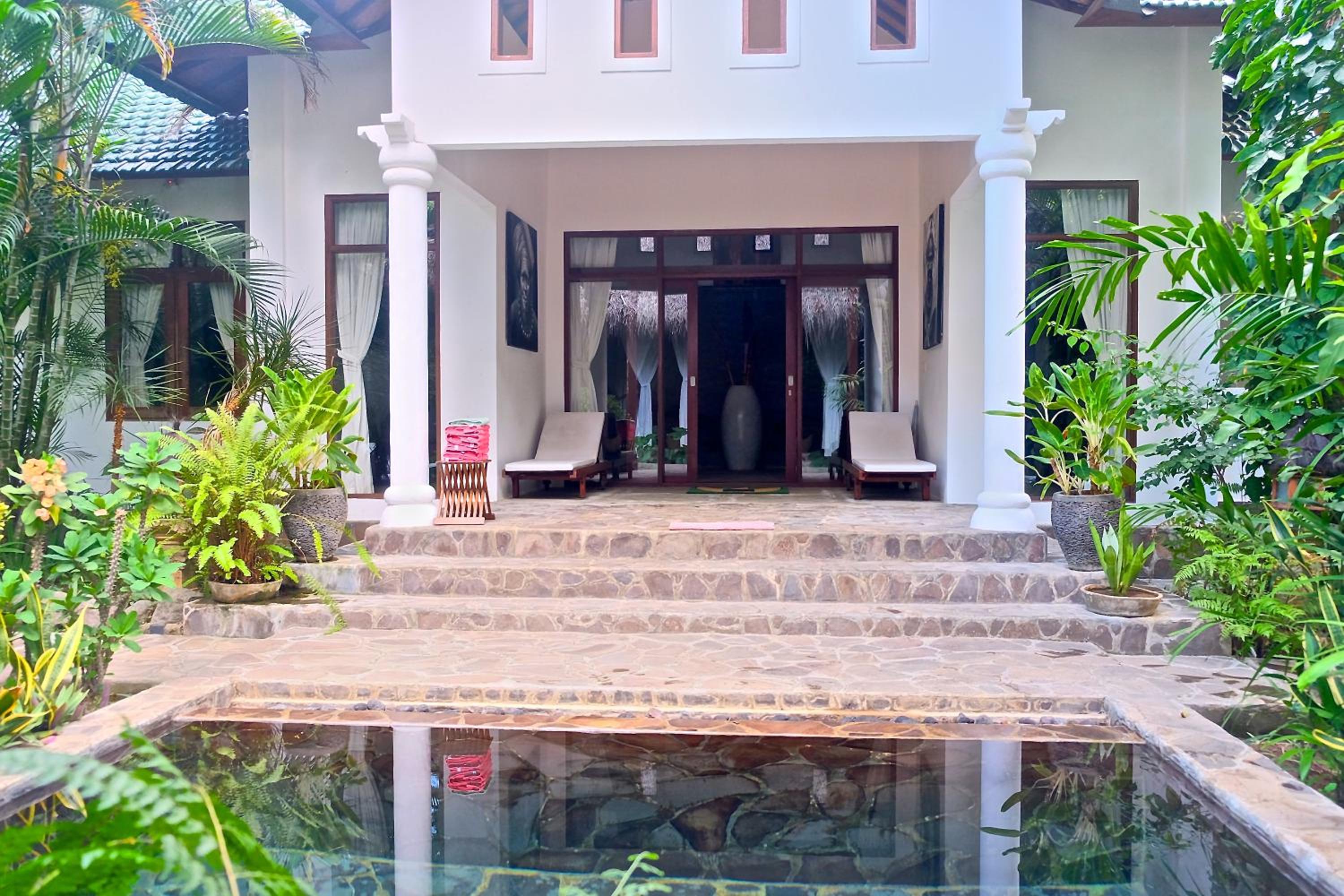 Villa Boreh Beach Resort and Spa