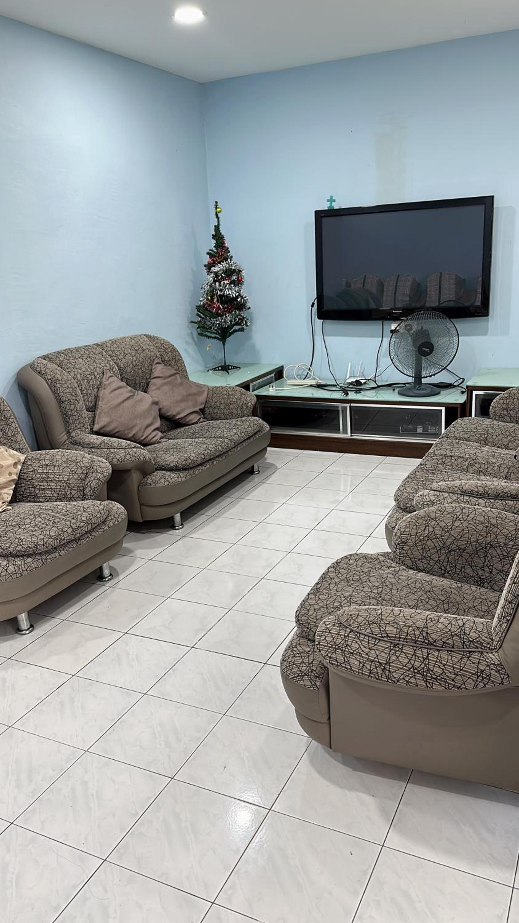 Rejang Park Homestay 10Pax 3Rooms Free Wifi