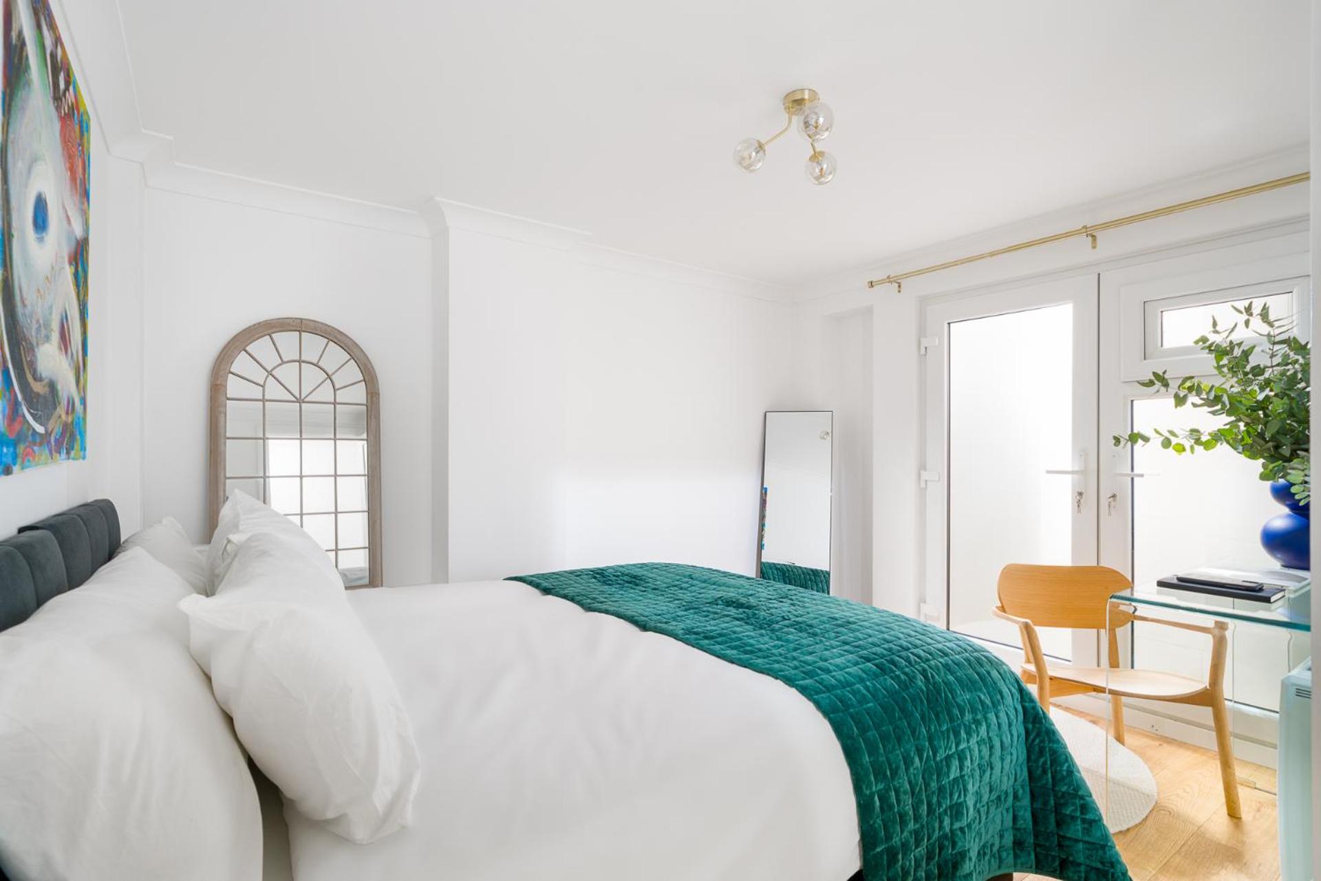 Niru Experience Stylish Garden Getaway