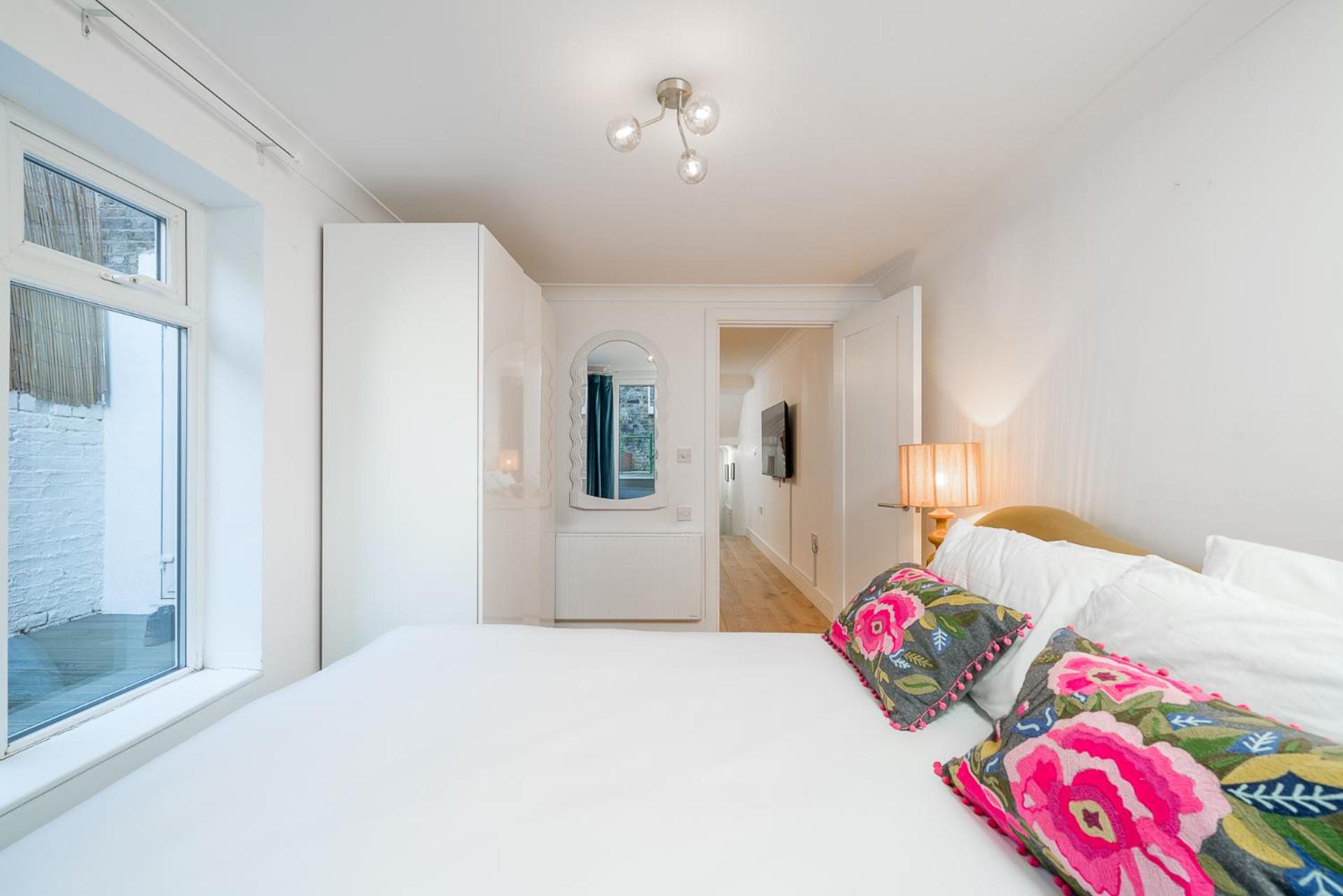 Niru Experience Stylish Garden Getaway