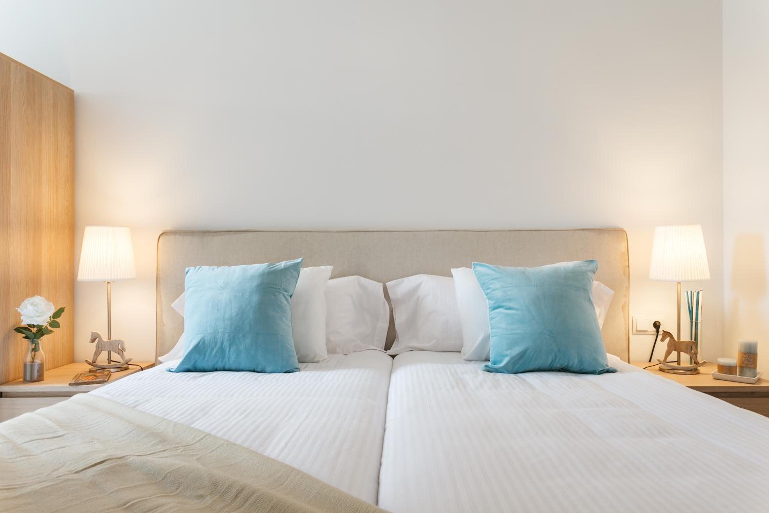 Apartamentos Cornellalux