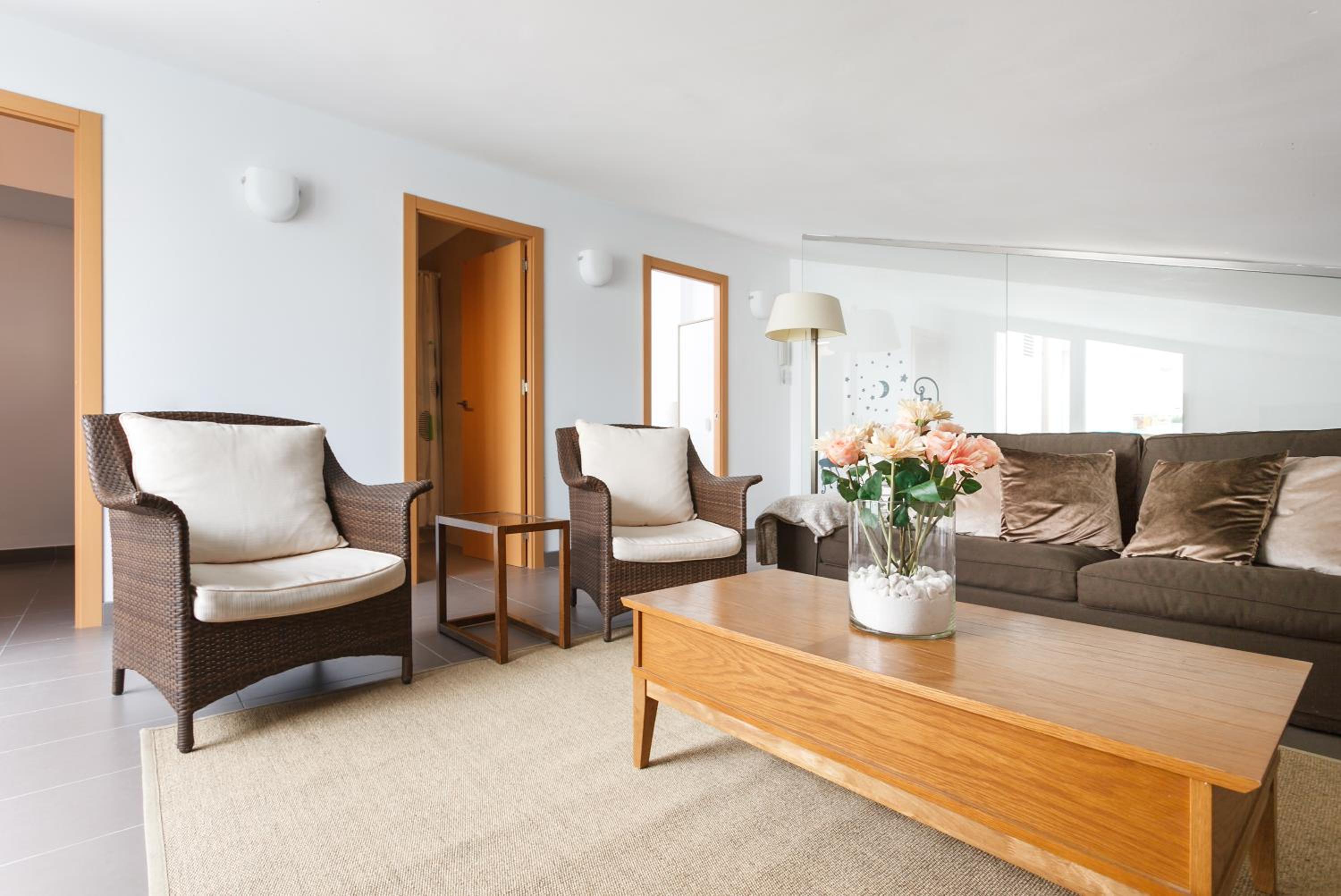 Apartamentos Cornellalux