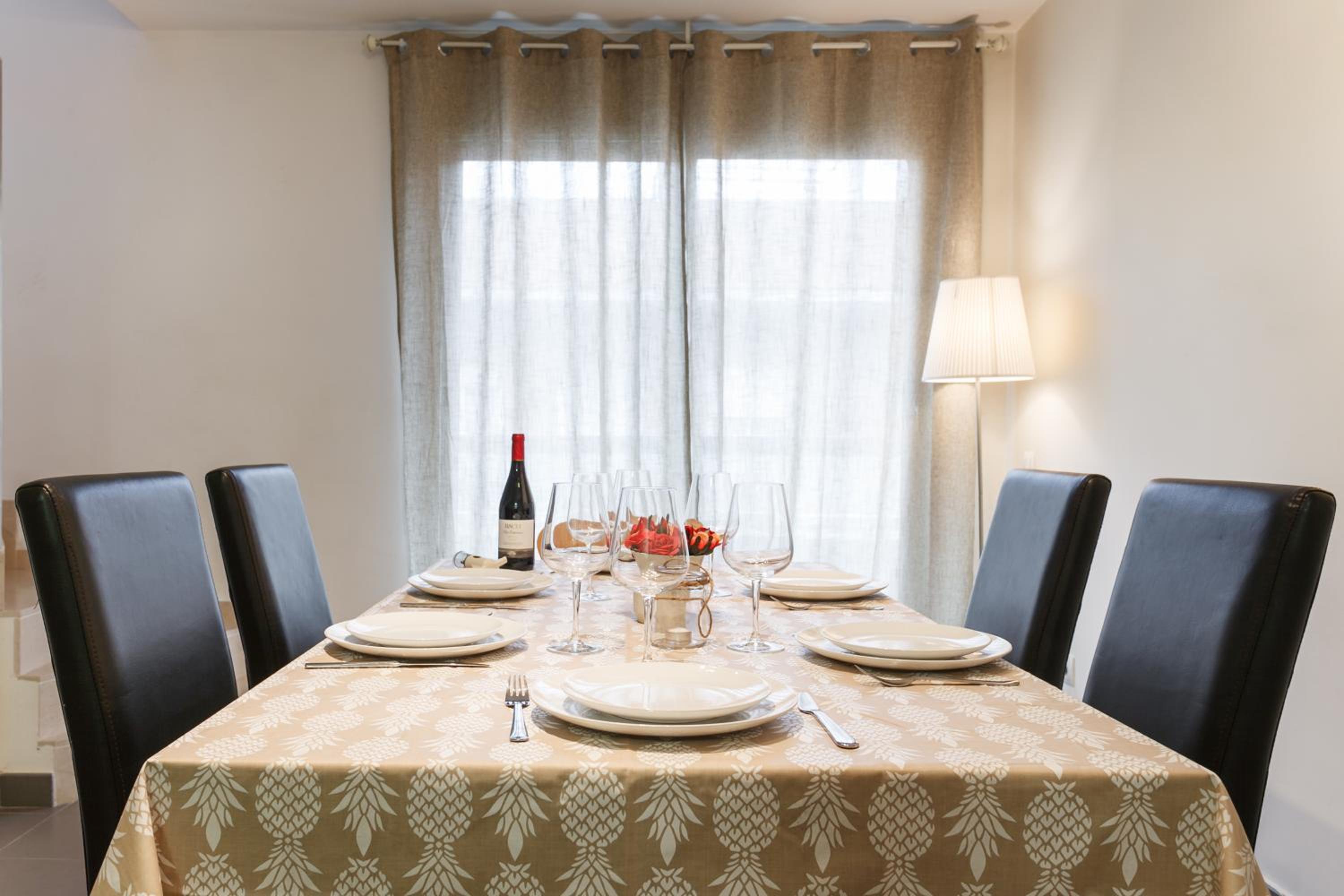 Apartamentos Cornellalux