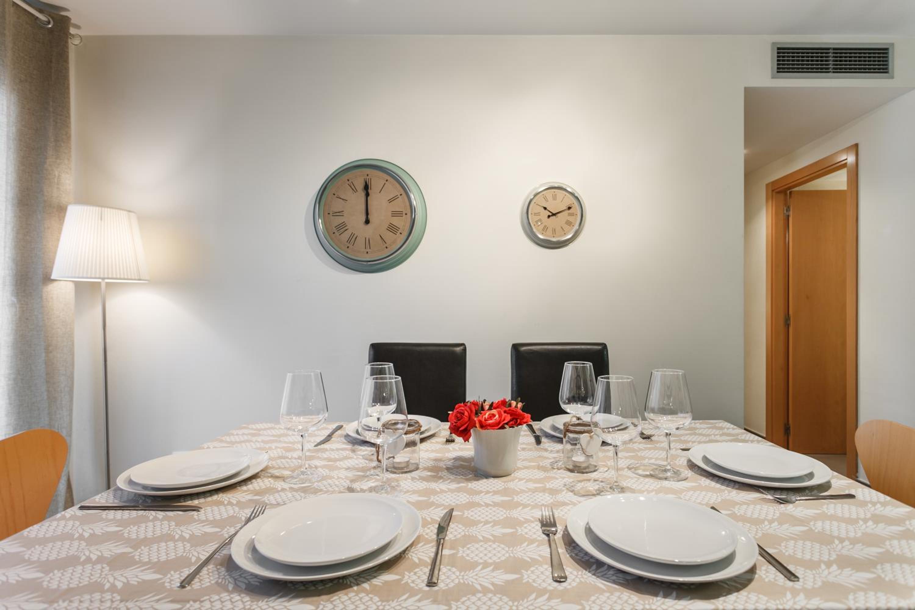 Apartamentos Cornellalux