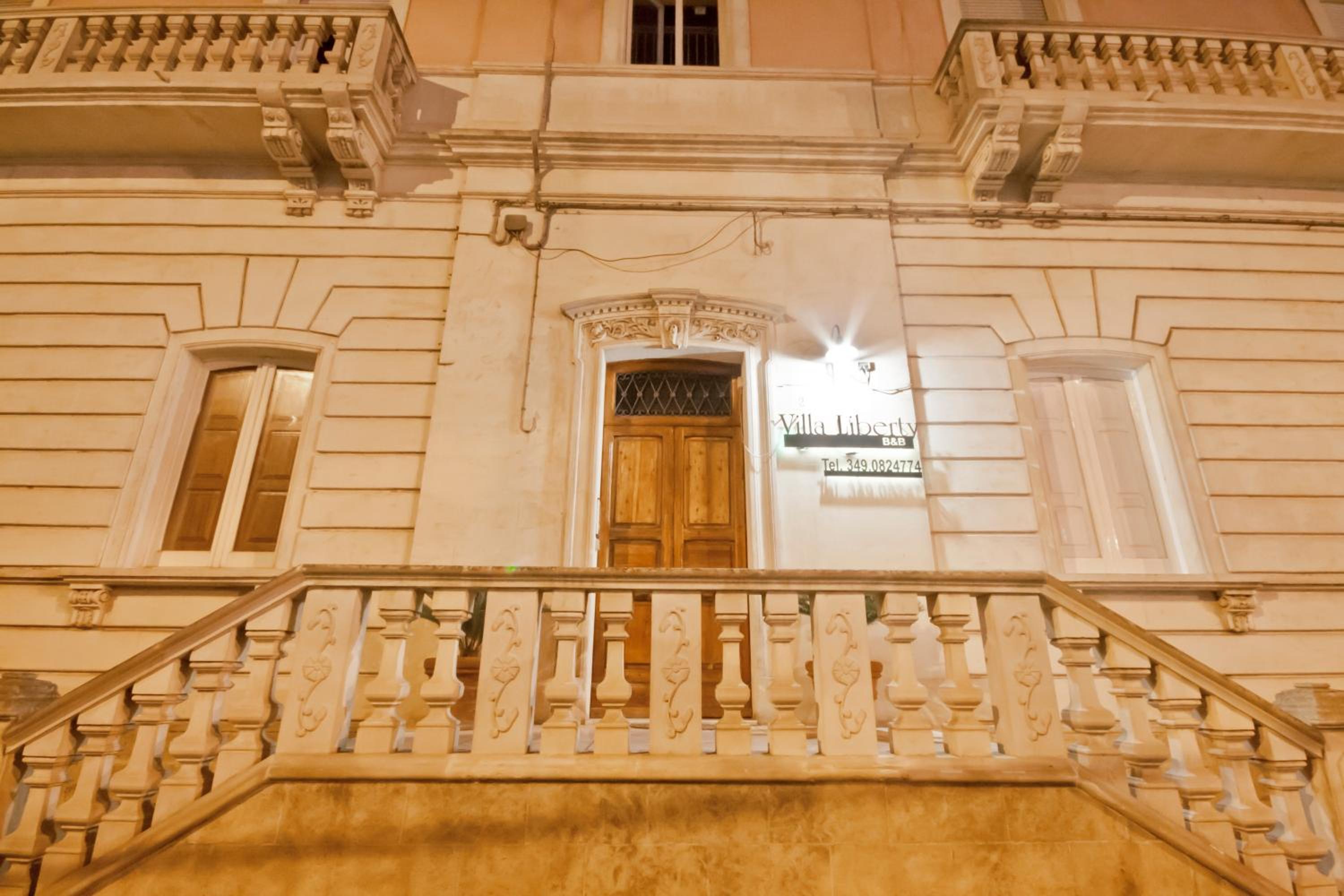 Villa Liberty Palazzo Gigante view 2