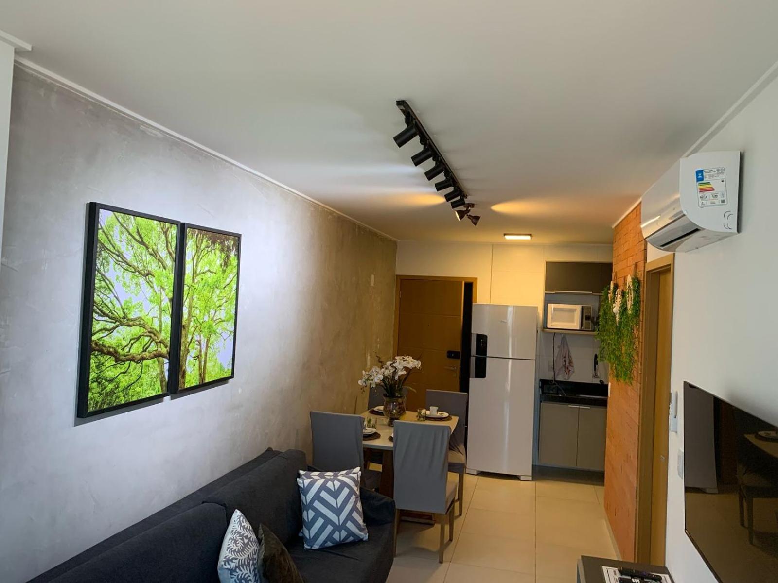 Quarto e Sala na Ponta Verde e Pajuçara