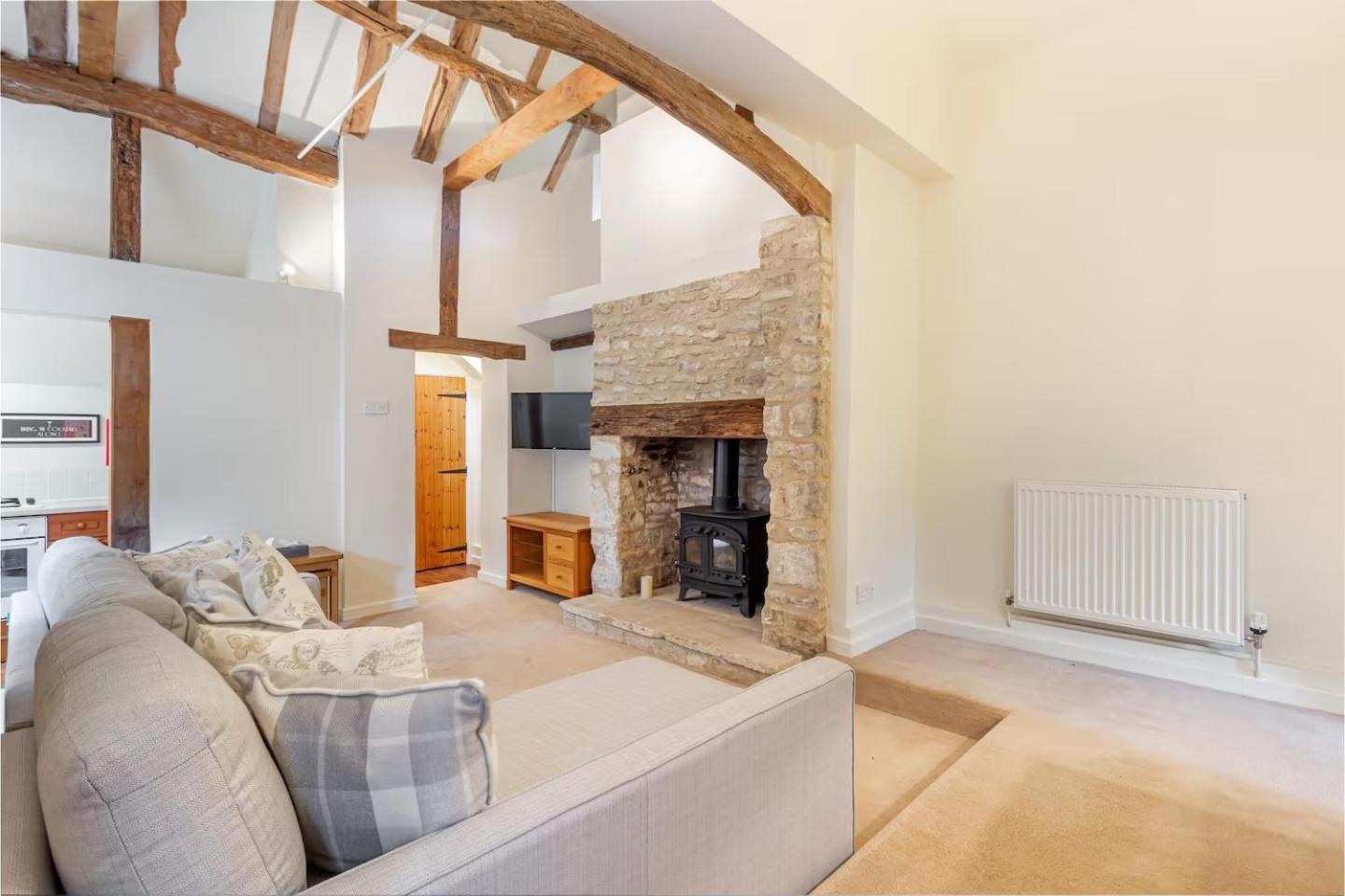 Cosy 1 Bedroom Cottage, The Old Thatch, Bredon