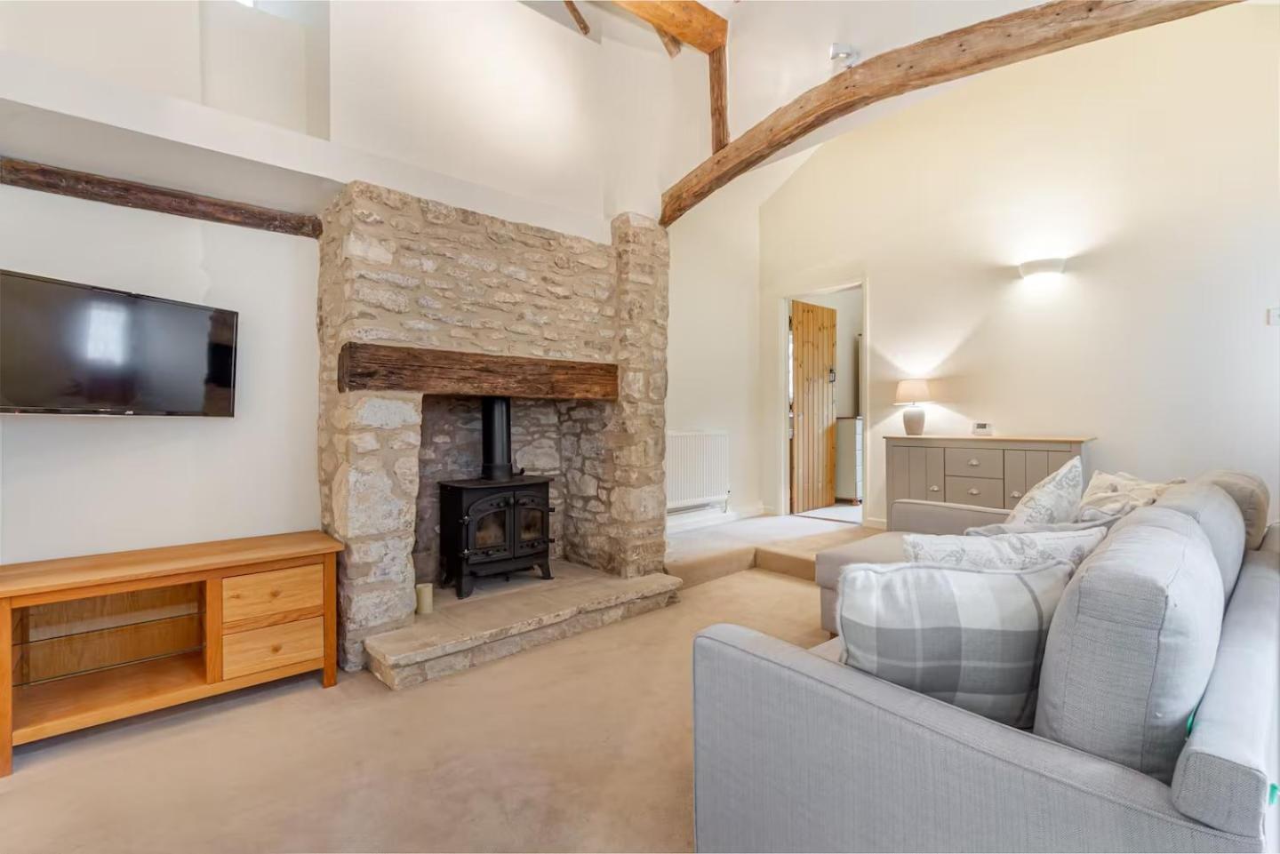 Cosy 1 Bedroom Cottage, The Old Thatch, Bredon