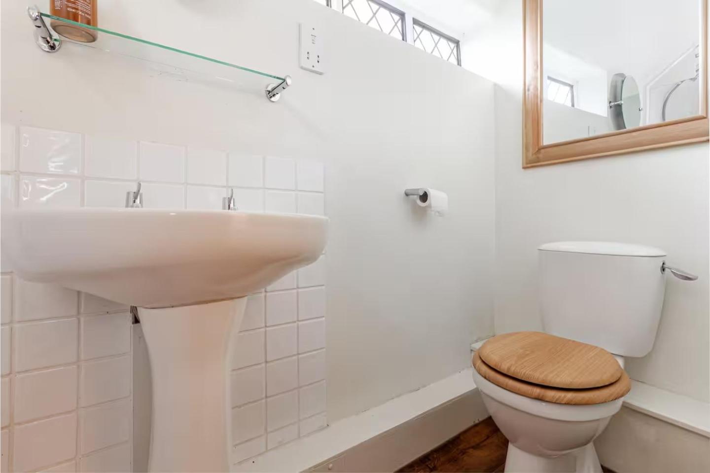 Cosy 1 Bedroom Cottage, The Old Thatch, Bredon