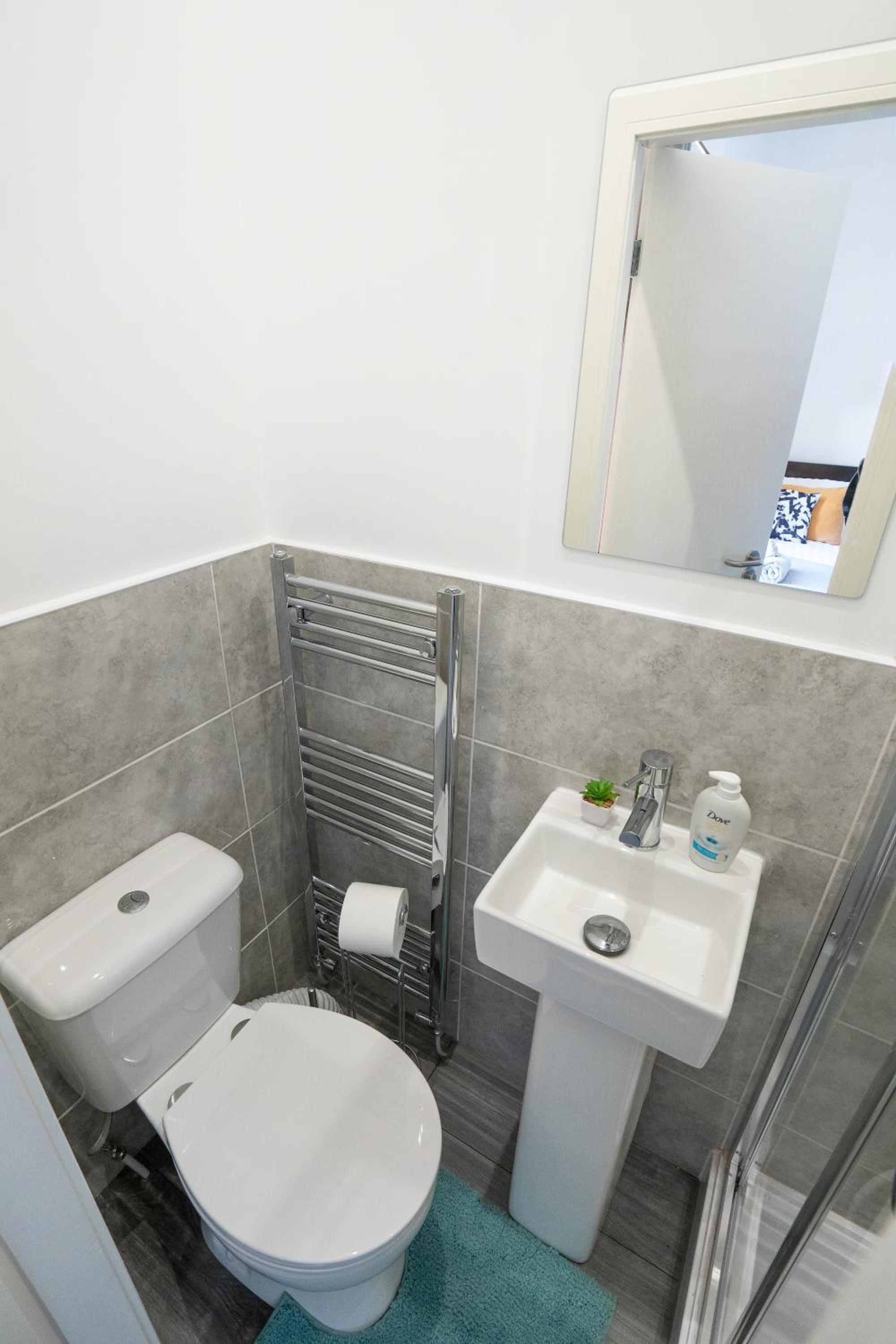 4 Bedrooms-4 Bathrooms House