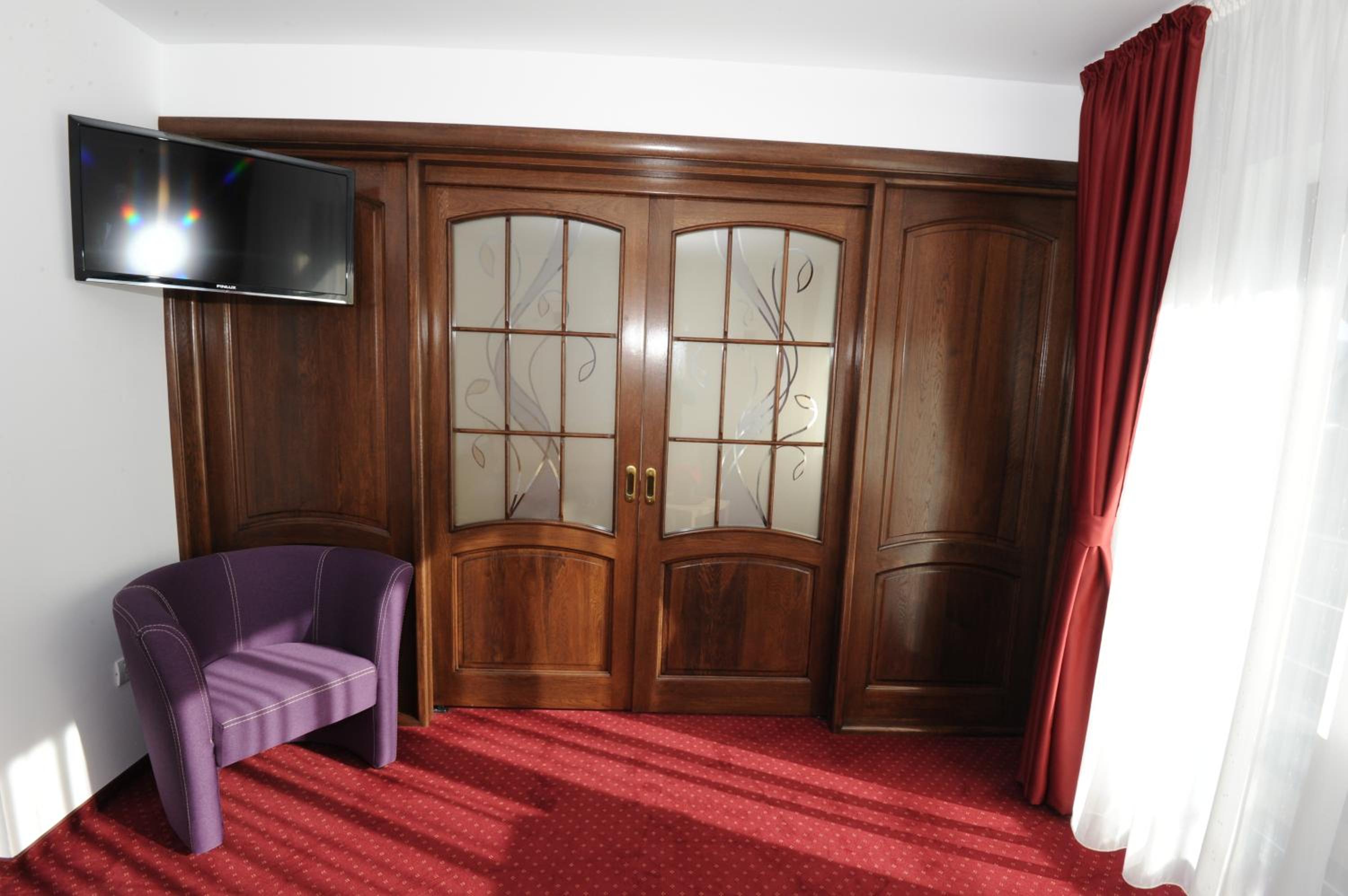 Photo 42