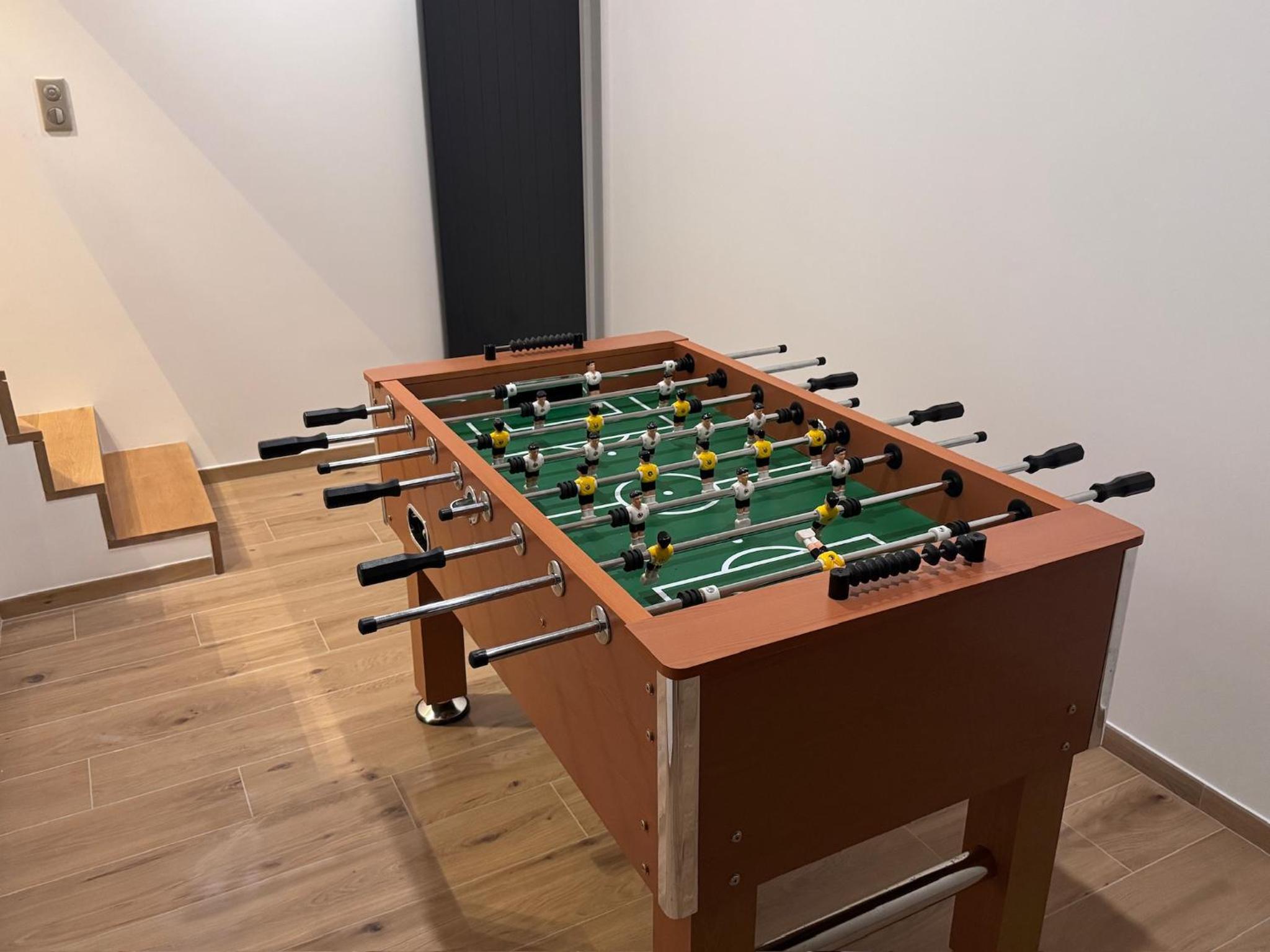 Maison Fair play, jardin, parking, billard