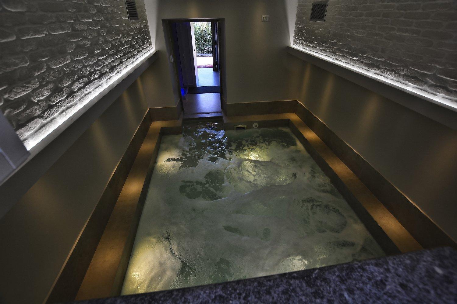 Corte Sospesa Guest House & Spa