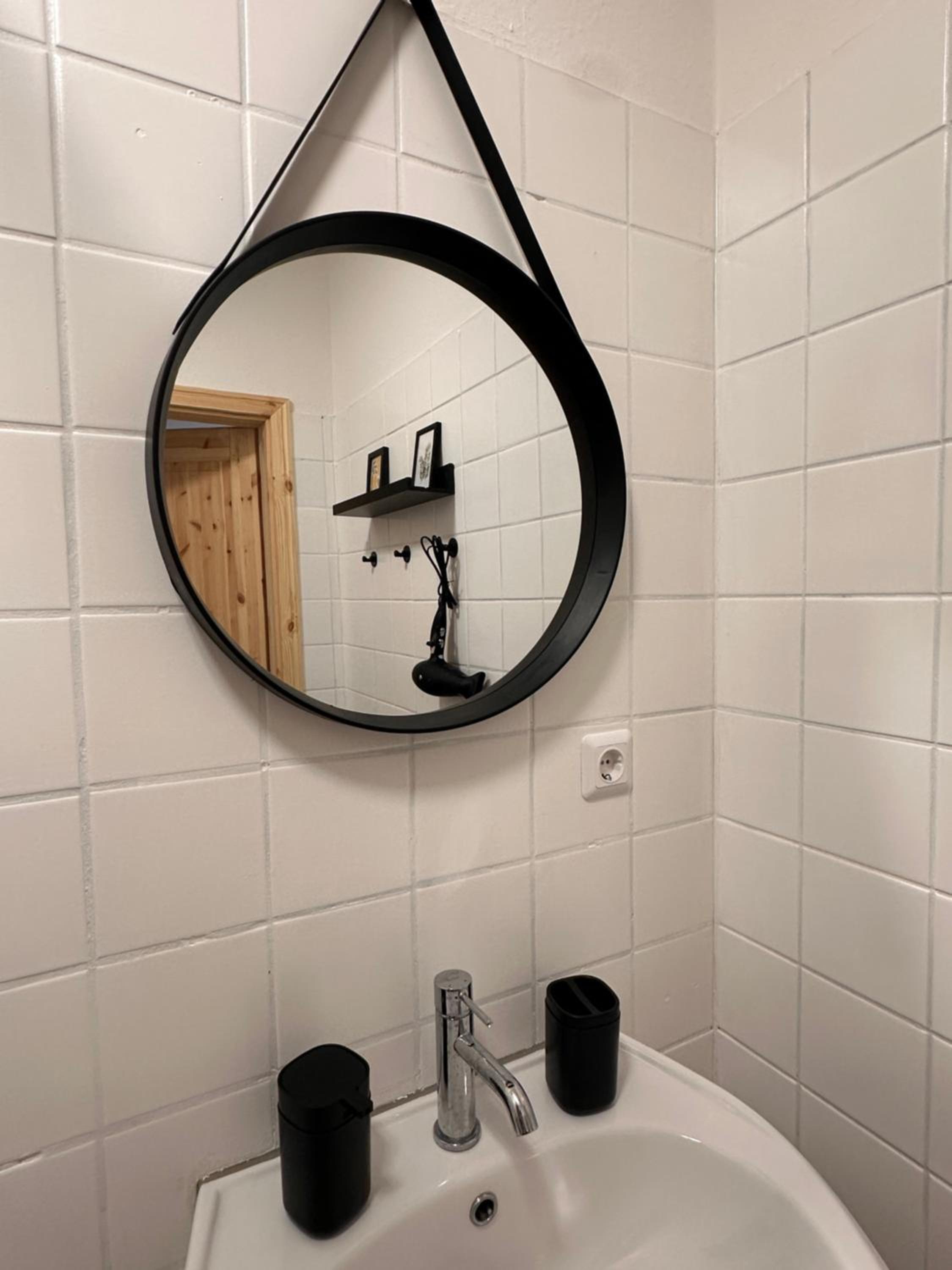 AMAO Mantis - Design Apartment - City Center - King-Size Bed - Parking - Storchenturm - bis 10 Pers 2Whg