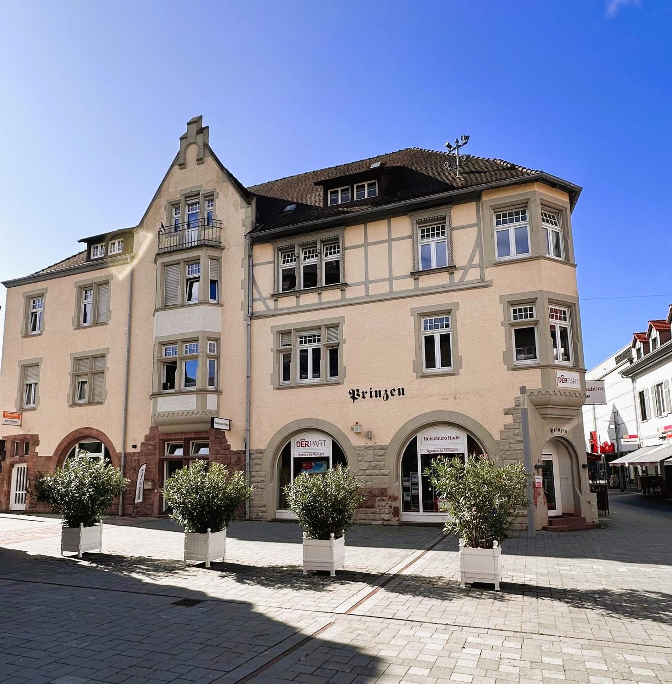 AMAO Mantis - Design Apartment - City Center - King-Size Bed - Parking - Storchenturm - bis 10 Pers 2Whg
