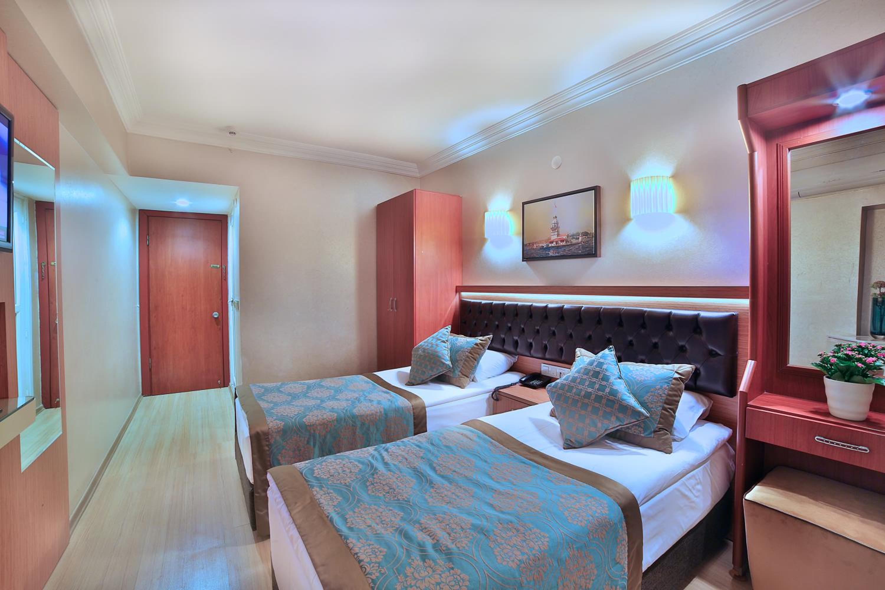 Hotel Resitpasa Istanbul - Image 77