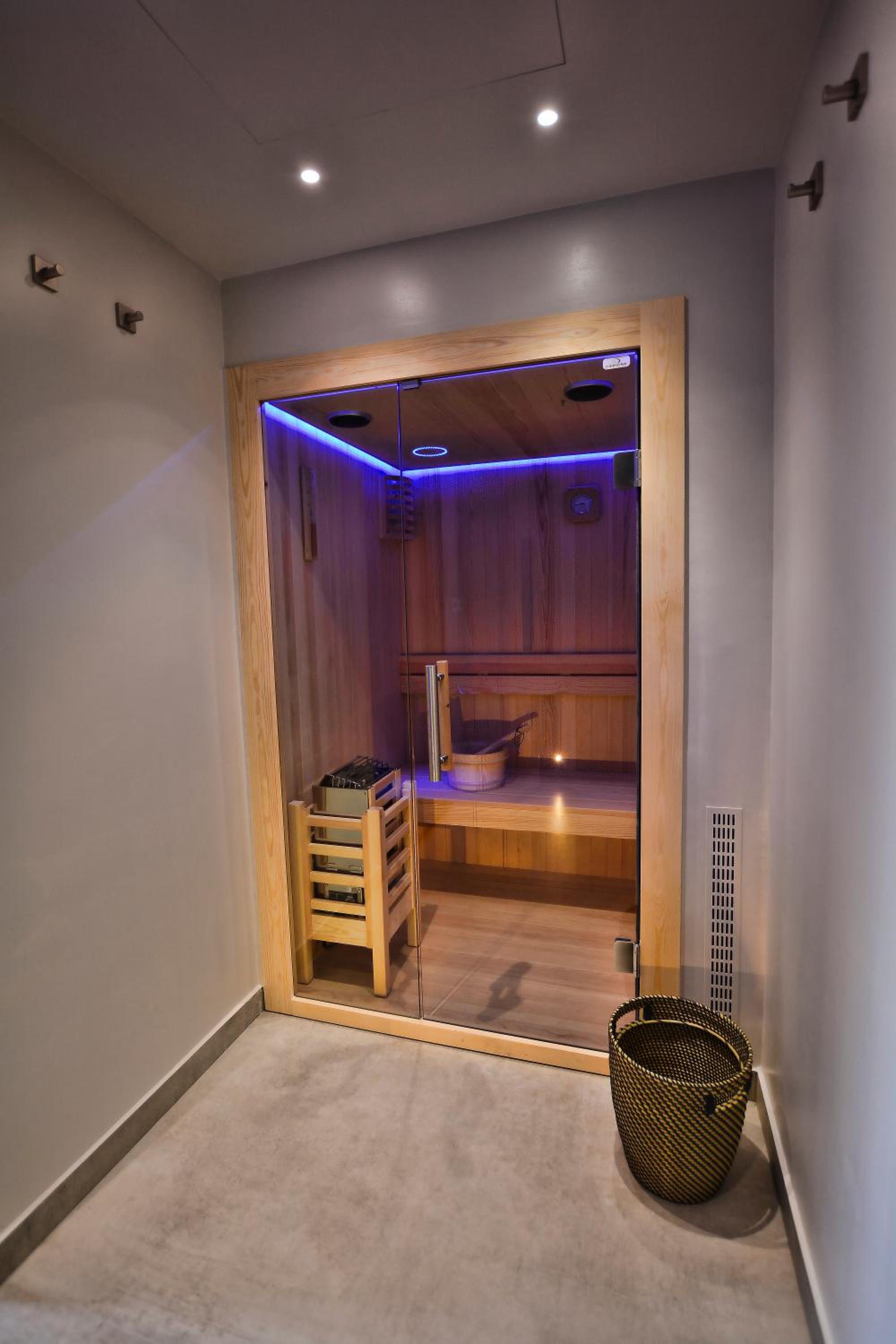 Corte Sospesa Guest House & Spa