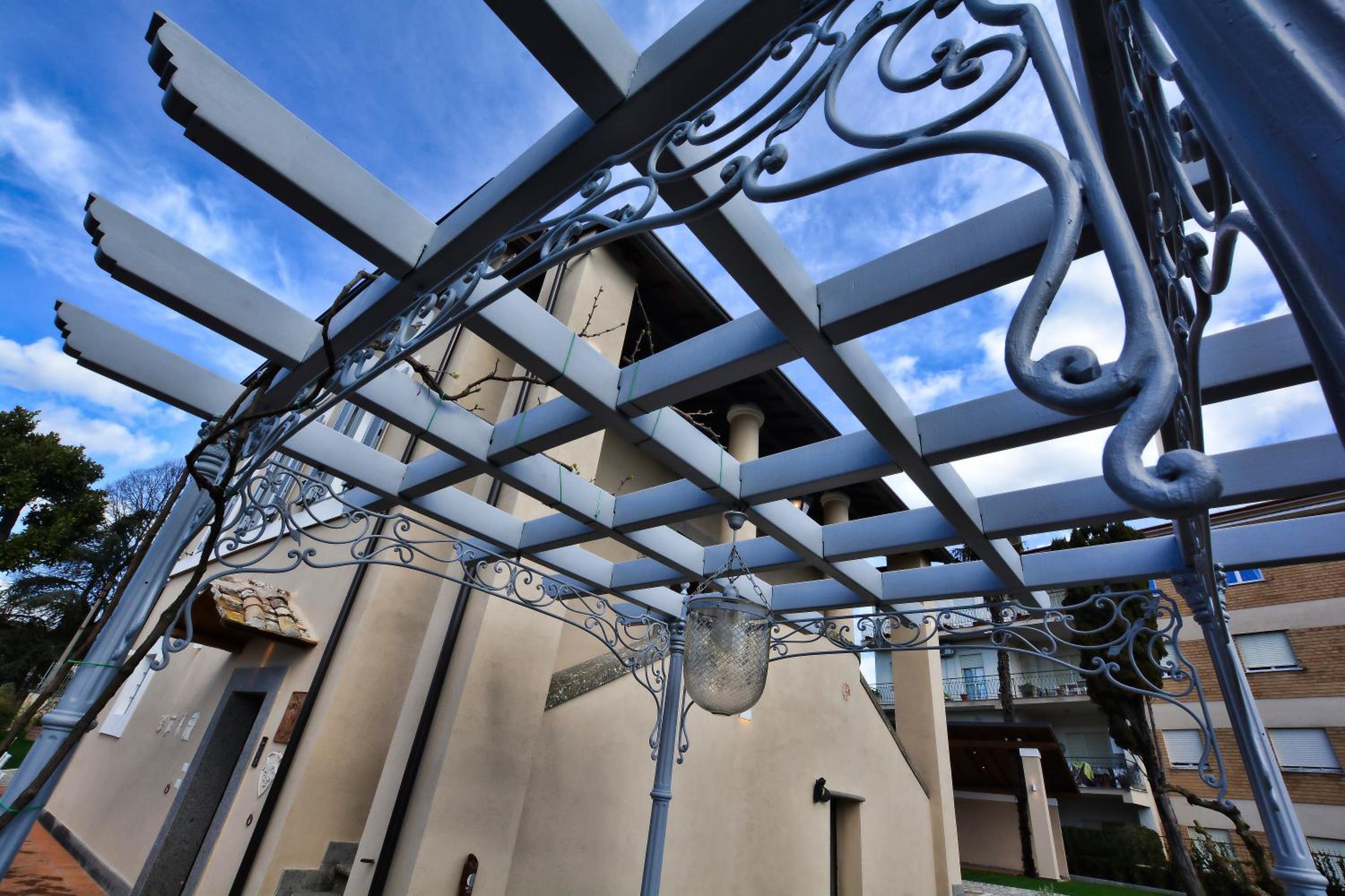 Corte Sospesa Guest House & Spa