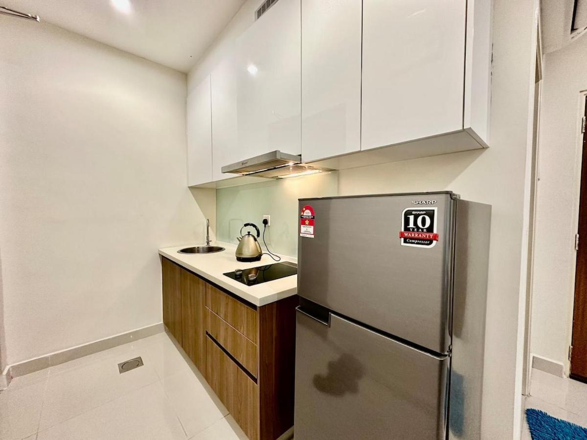 Kuching Near SGH Calming Kozi Square Apartment