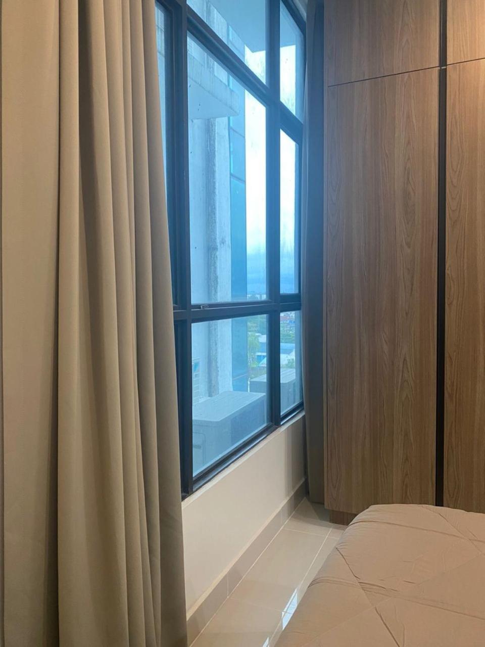 Kuching Near SGH Calming Kozi Square Apartment