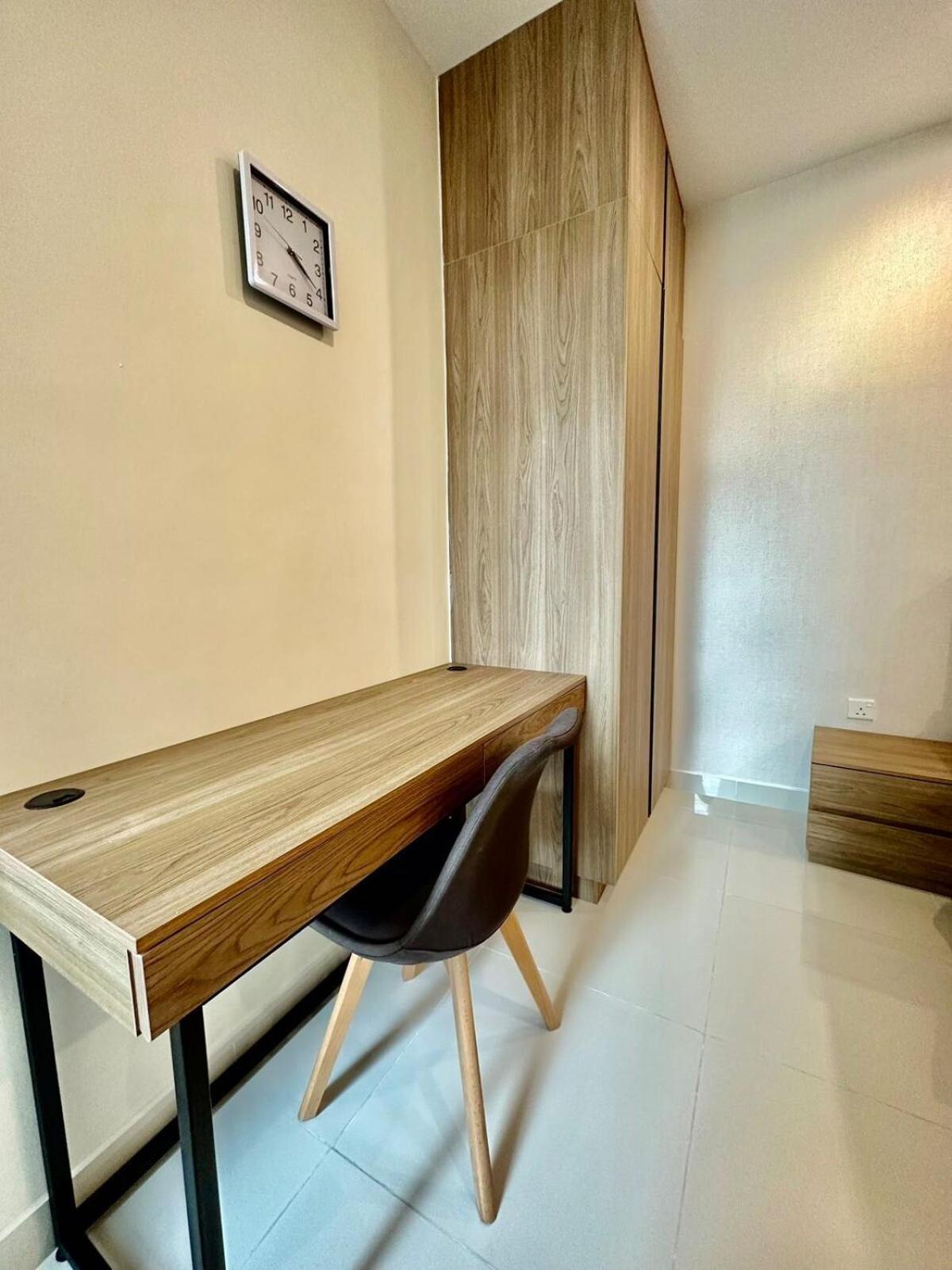 Kuching Near SGH Calming Kozi Square Apartment