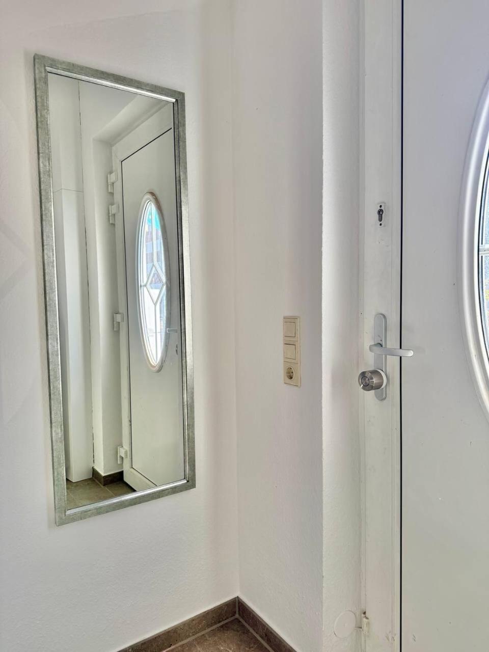 Helles Ferienhaus super zentral mit gratis Stellplätzen N162