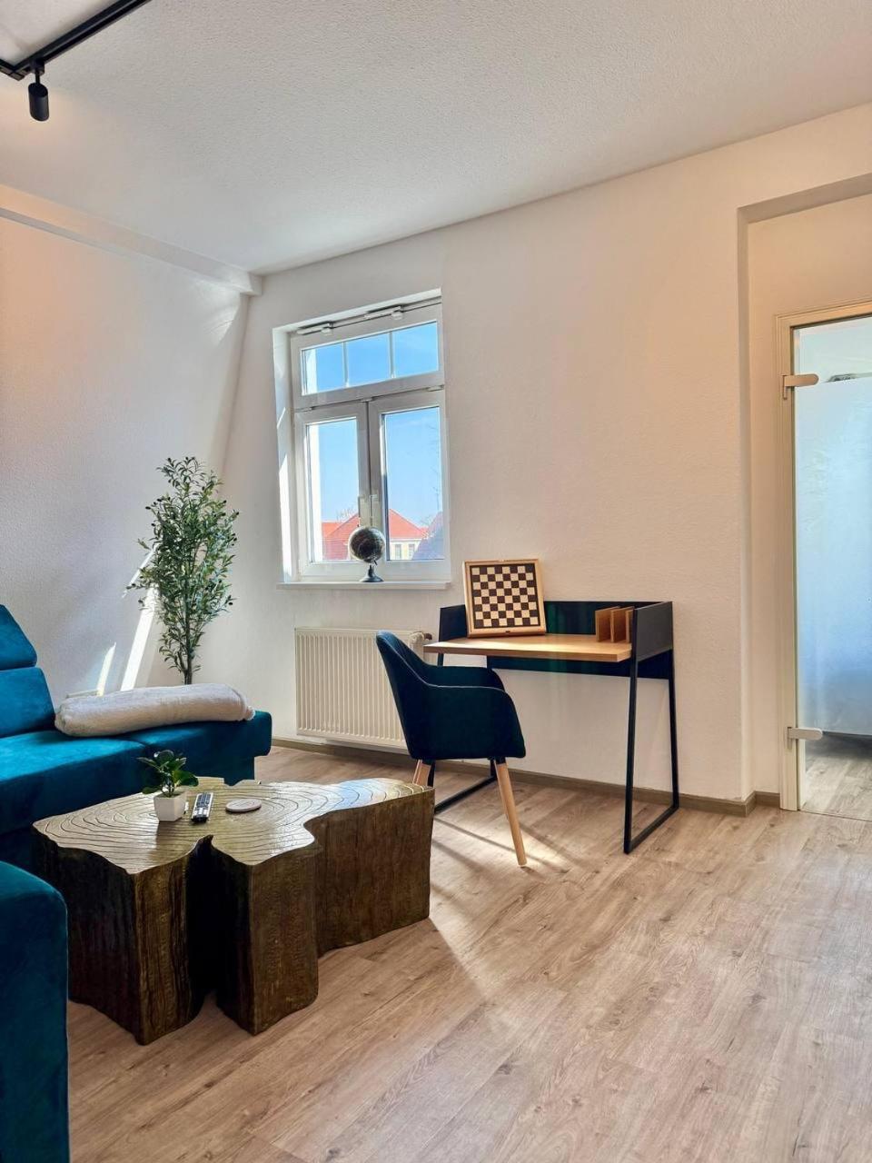 Helles Ferienhaus super zentral mit gratis Stellplätzen N162
