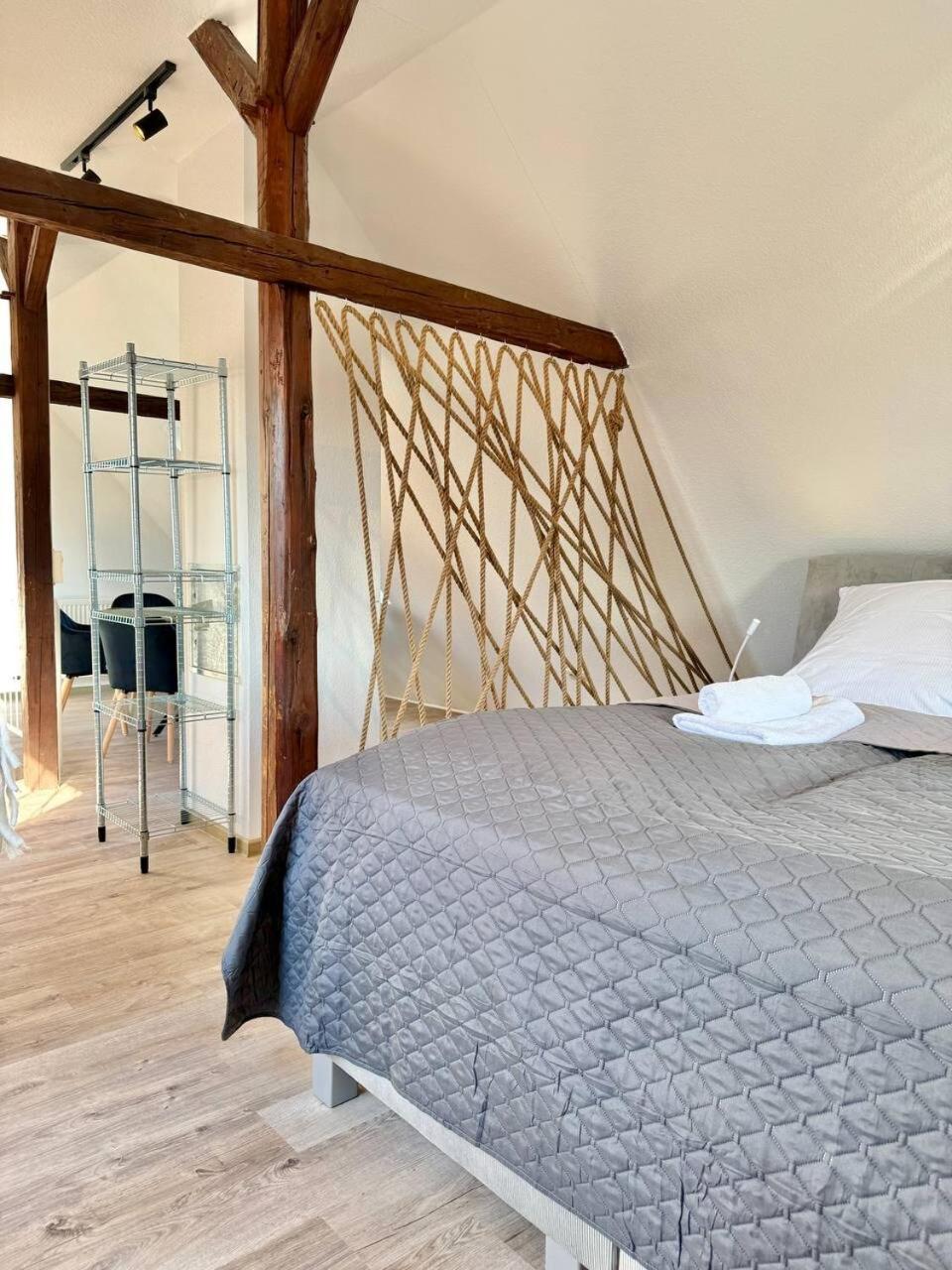 Helles Ferienhaus super zentral mit gratis Stellplätzen N162