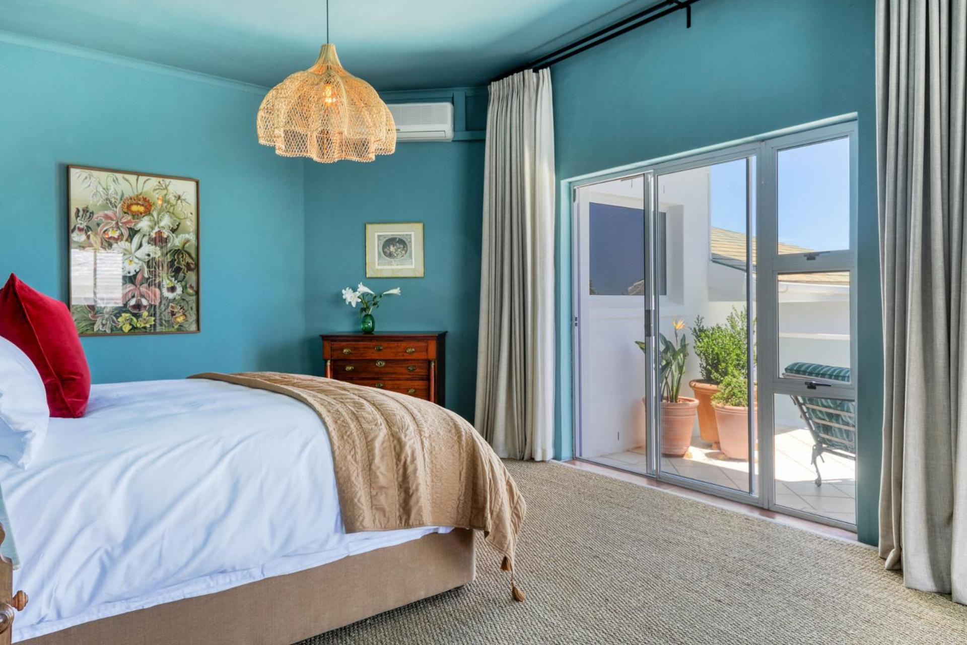 Camps Bay Glen Authentic Villa