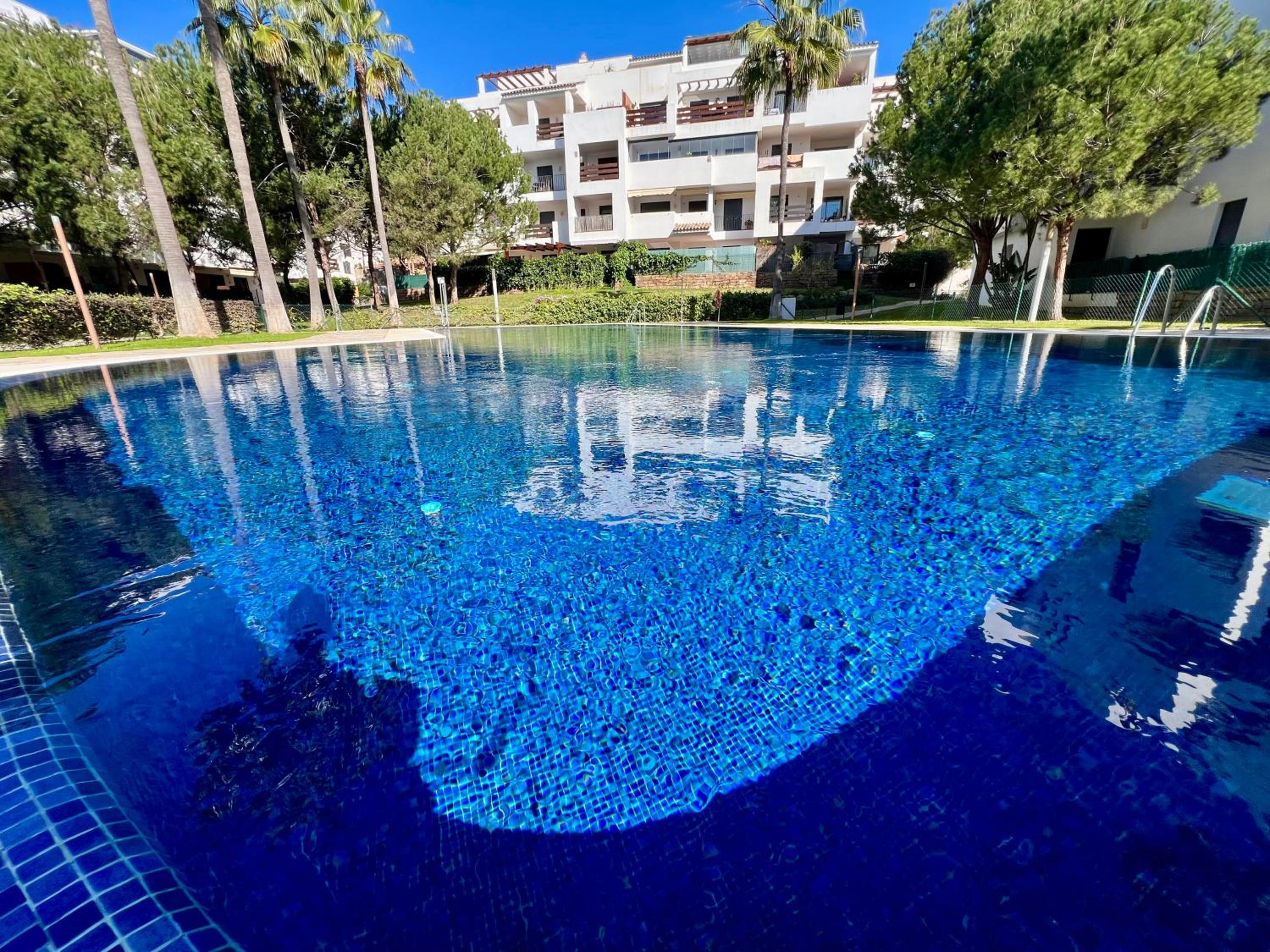 AlaMar Collection - Premium Penthouse, Sea Views, Sunny Terrace & Pool