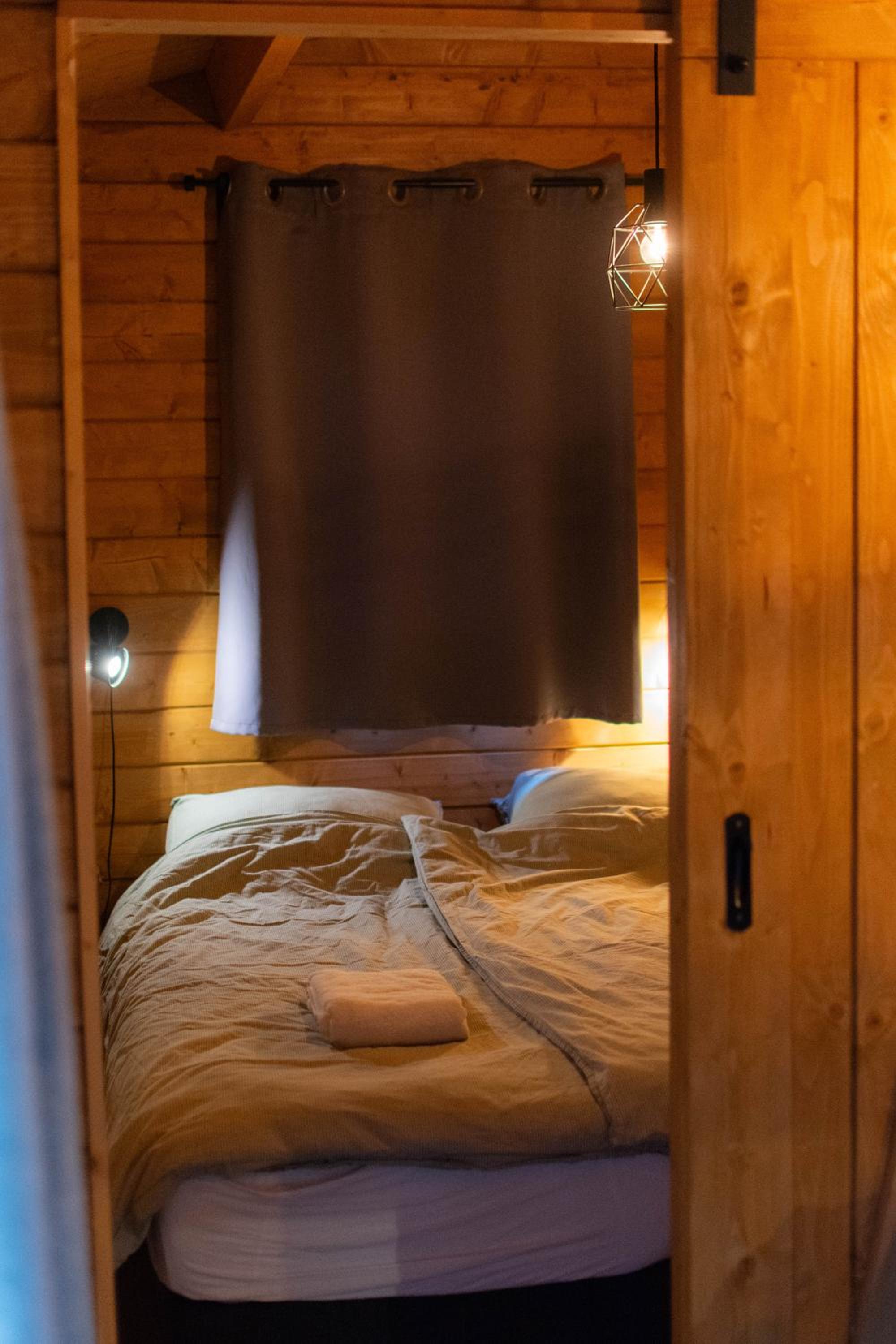 Charmant, gezellig en knus 5p chalet op Veluwe naast Sauna Drome