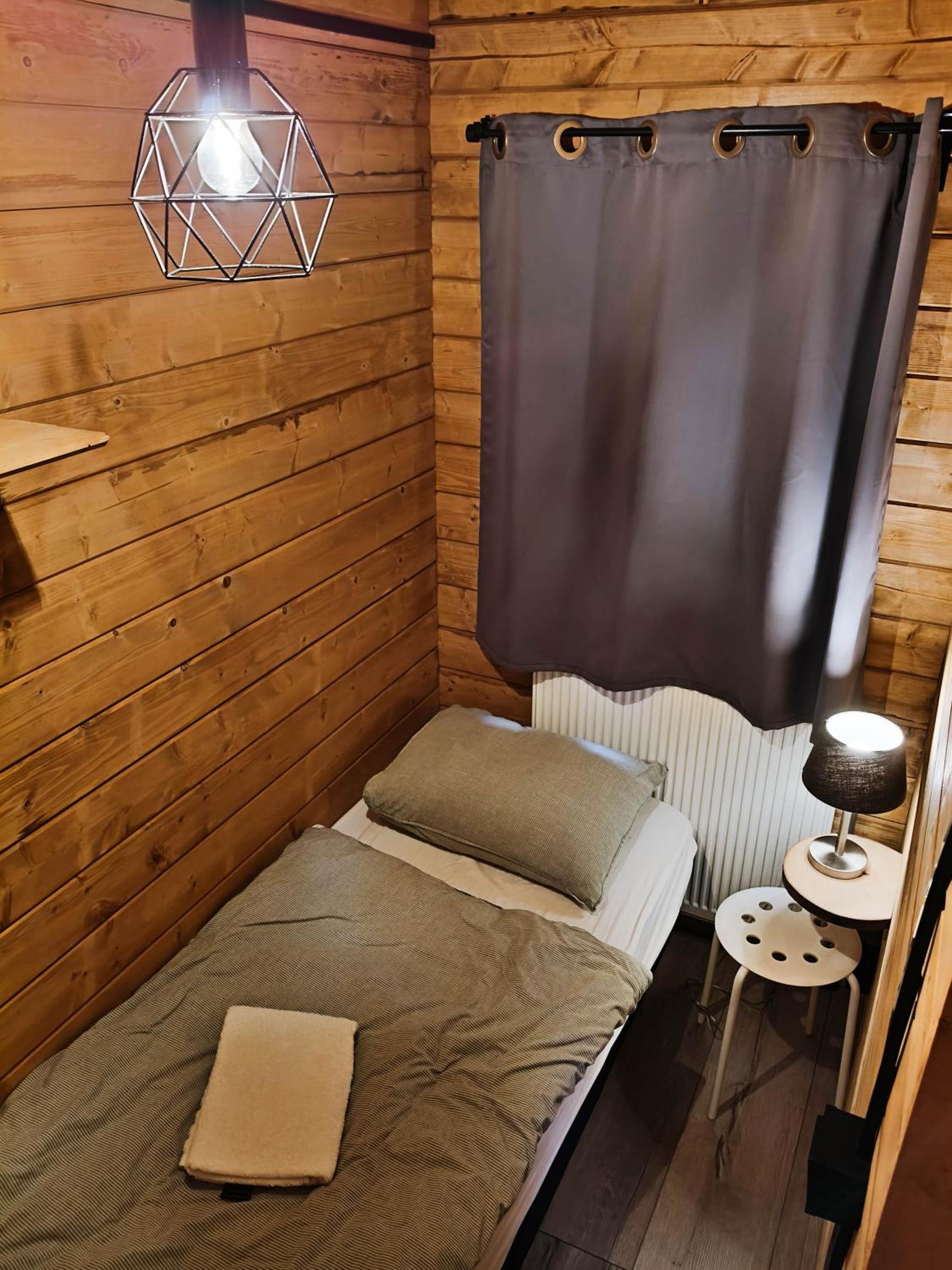 Charmant, gezellig en knus 5p chalet op Veluwe naast Sauna Drome