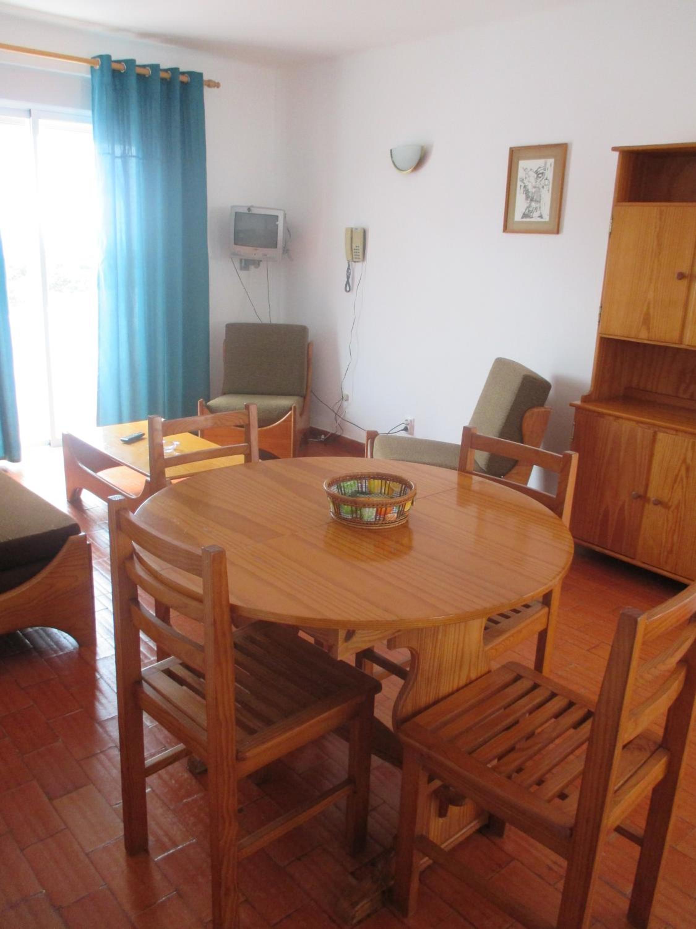 Apartamentos Salema Praia Club