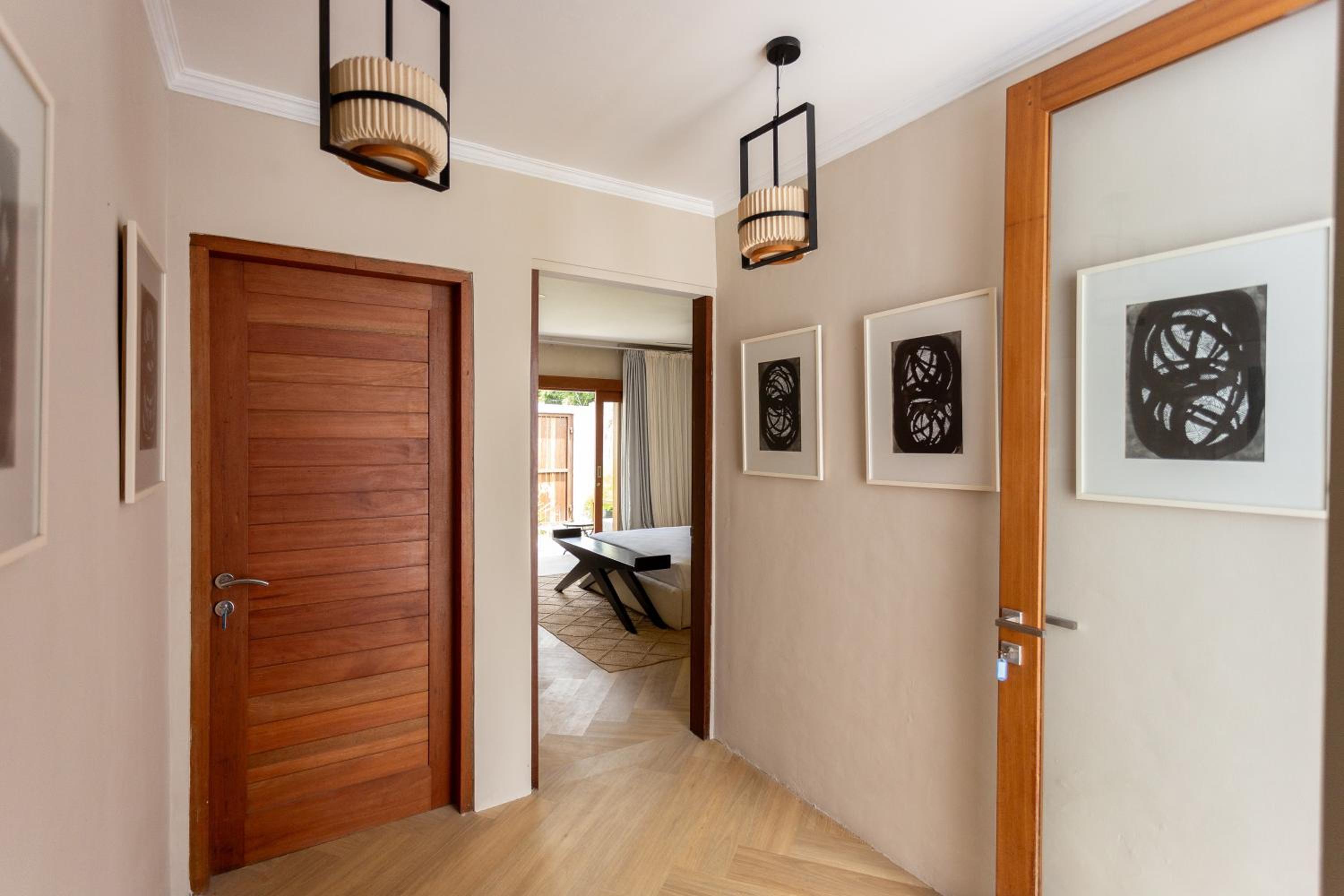 Villa Ilo Umalas Spacious 3-Bedroom Oasis with Huge Pool & Garden