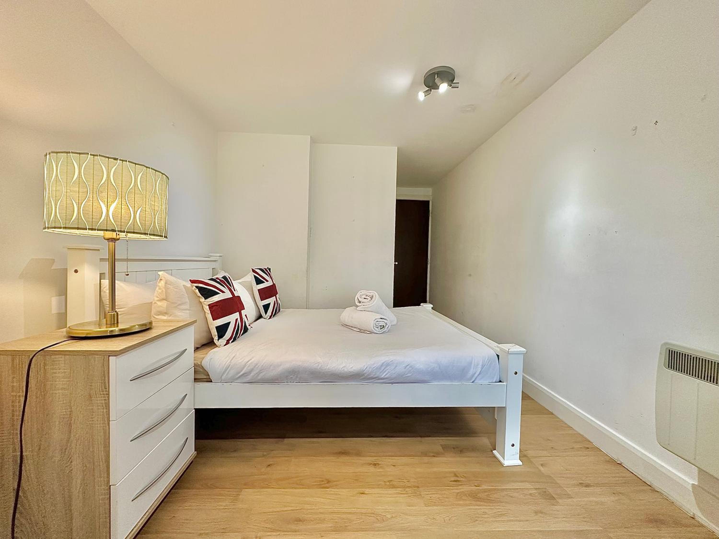 Large flat in west London