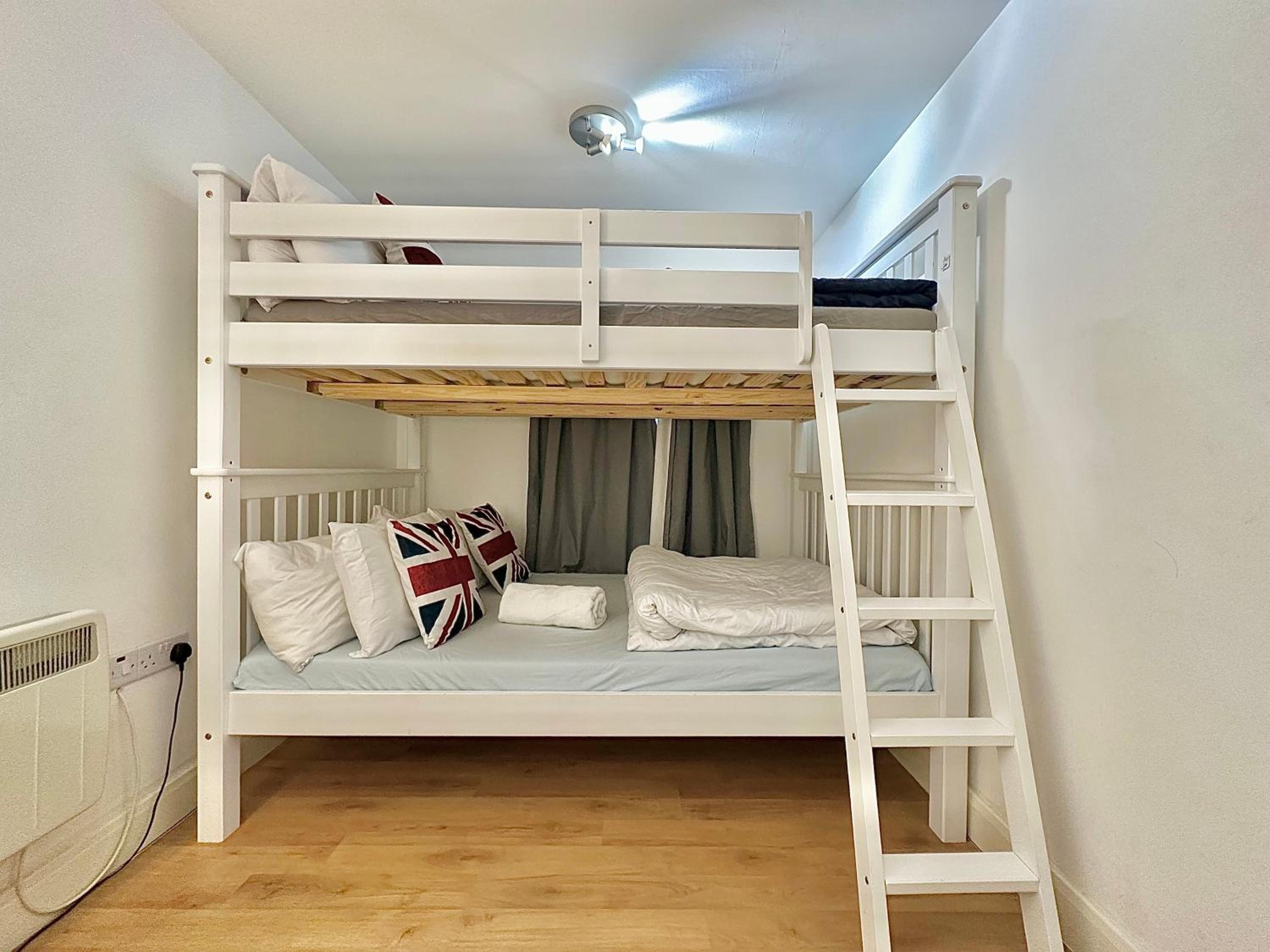Large flat in west London
