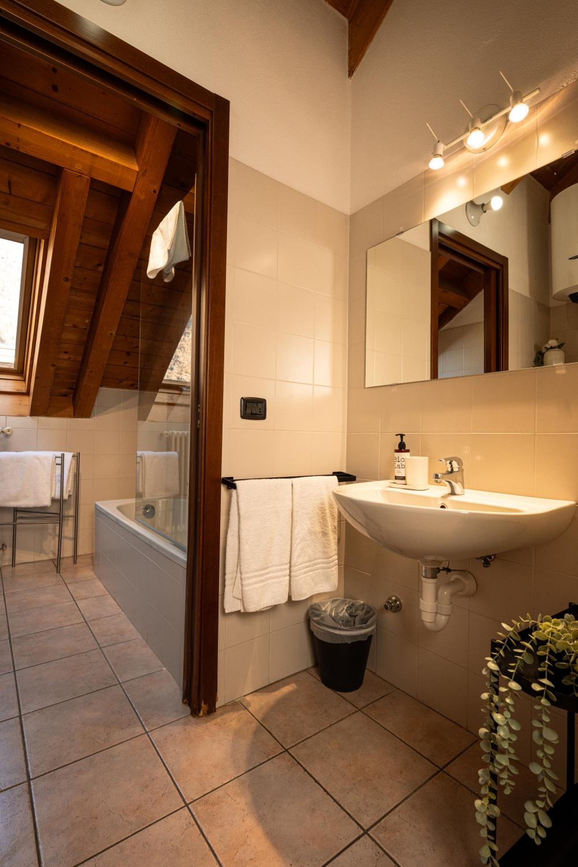 Bernina Express Eco Rooms&Breakfast