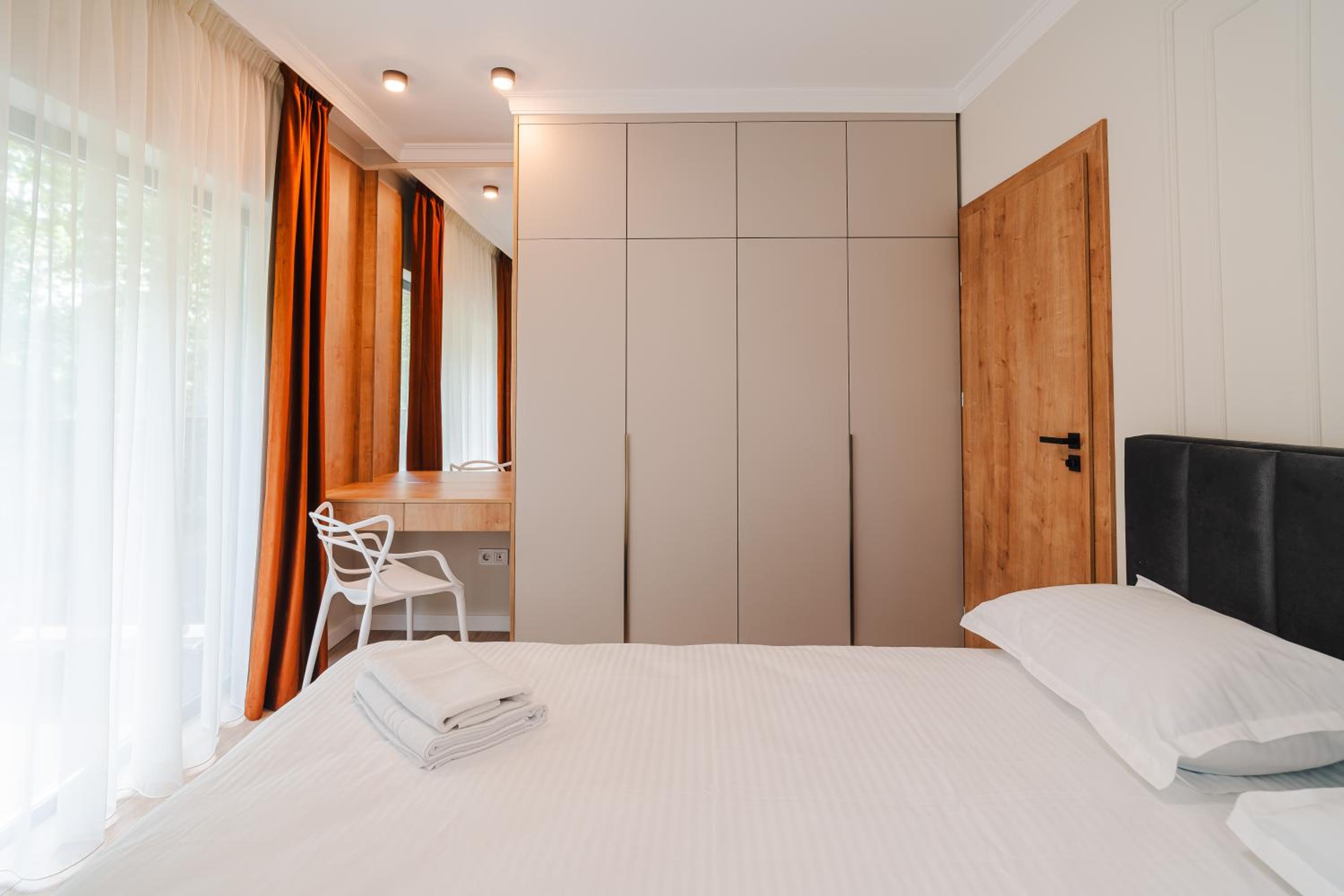 Cometei Residence Apartments