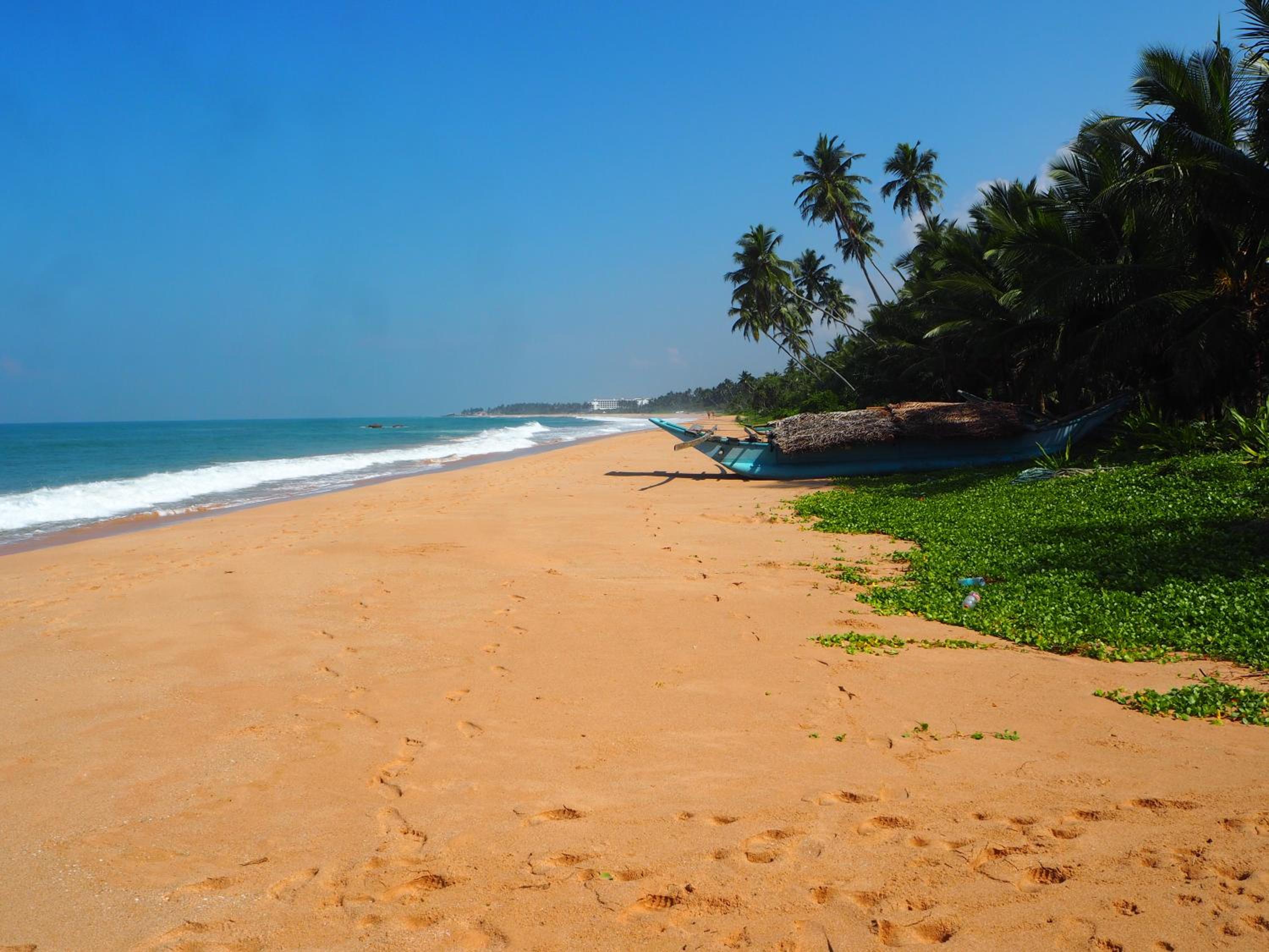 Raja Beach Hotel