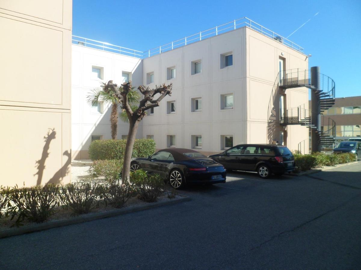 hotel building