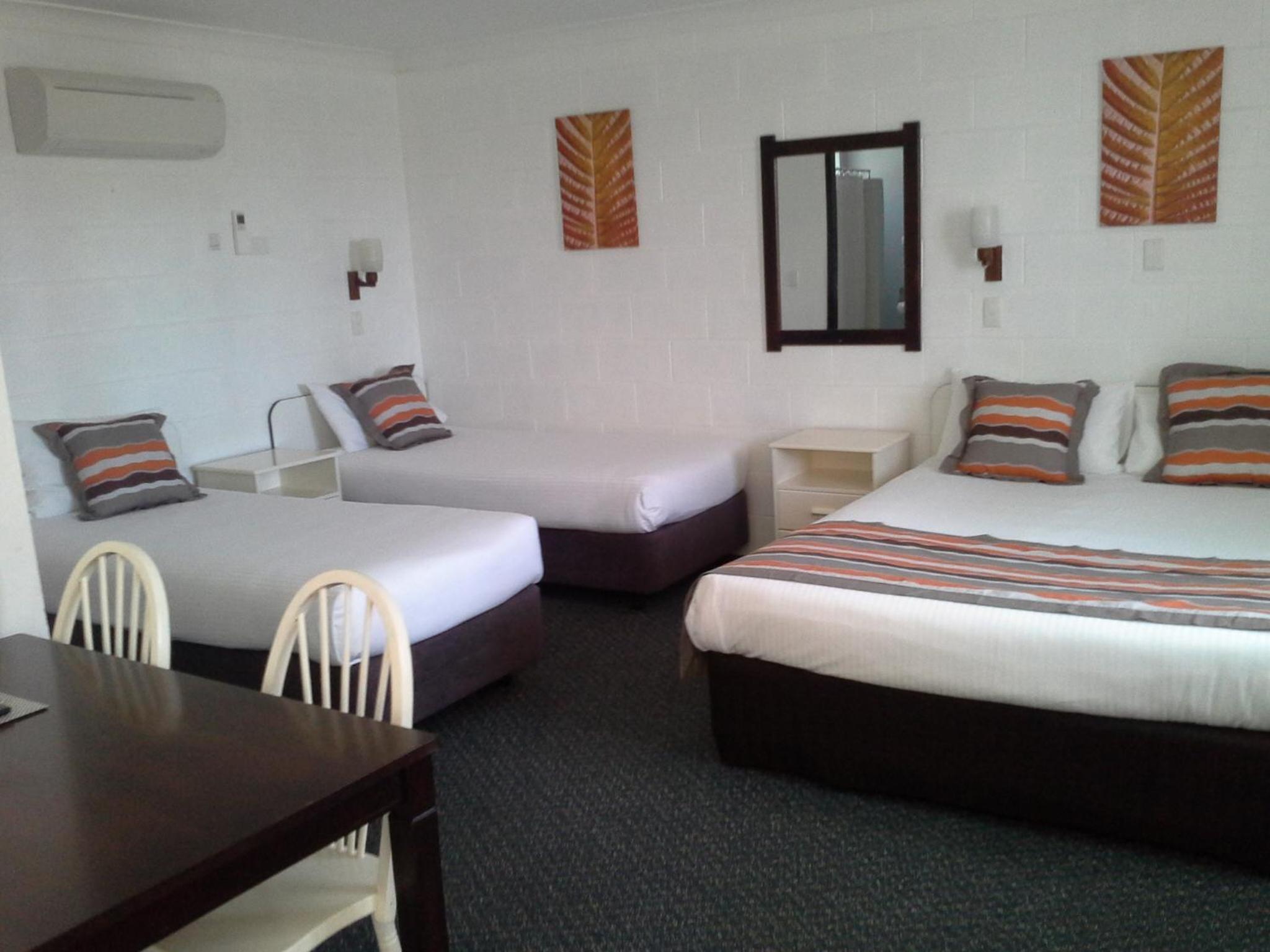 Hideaway Motor Inn