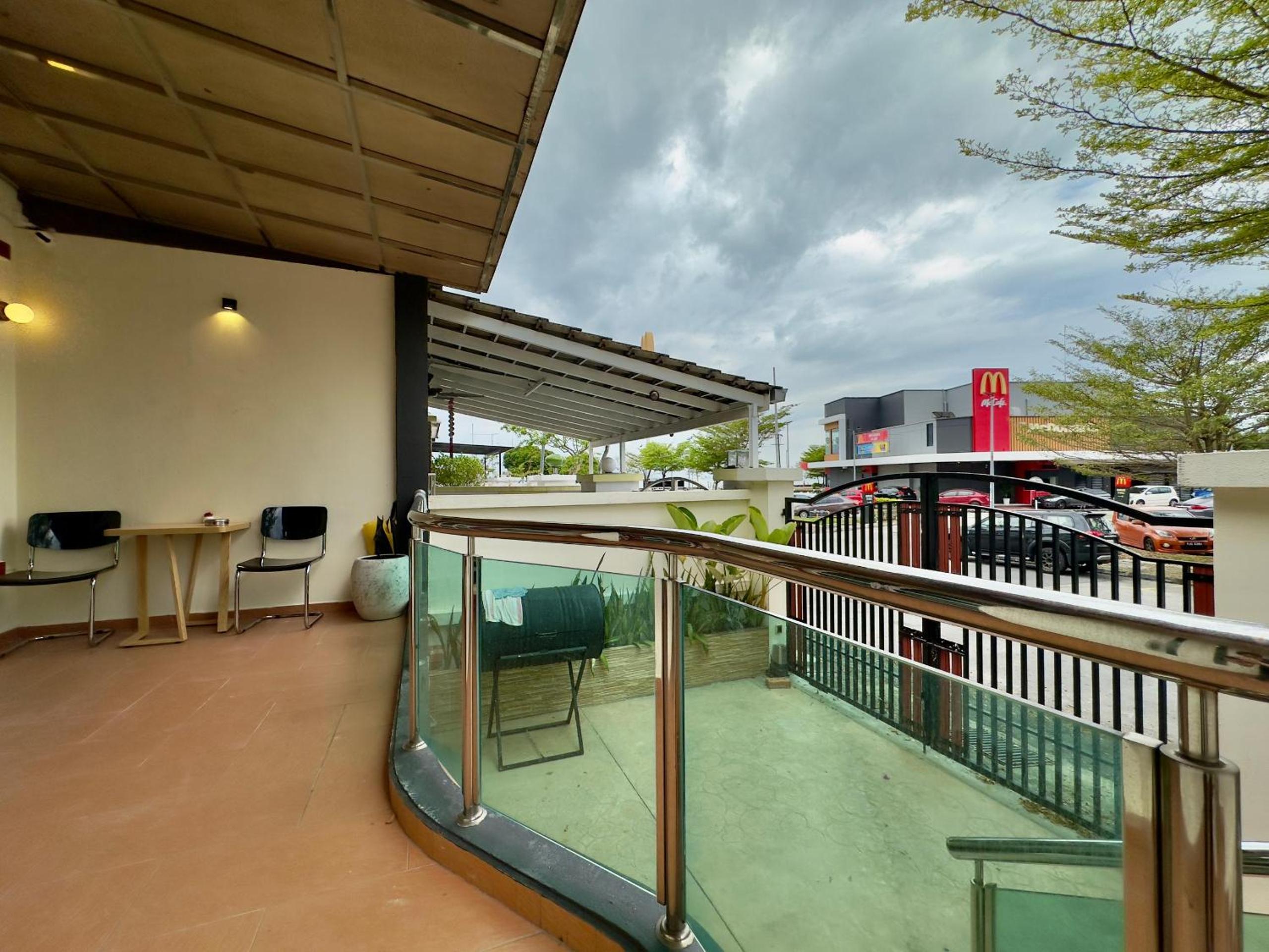 Cozy Homestay in Karpal Singh by 3C