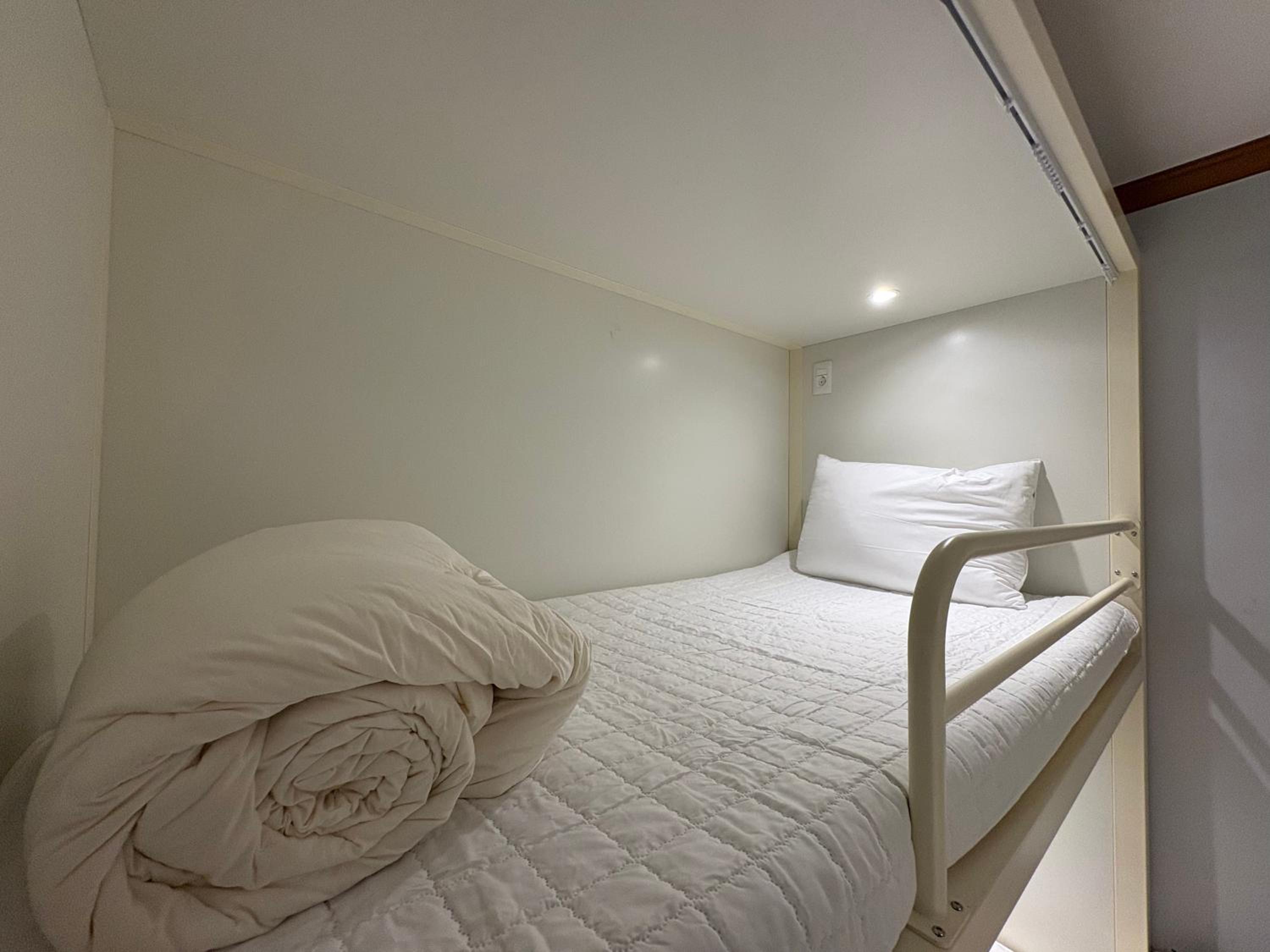 K wave Guesthouse Only Female in Hongdae 2