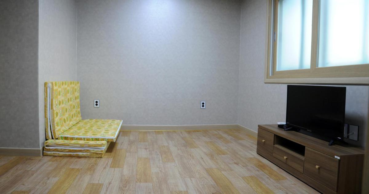 The 1st Andong Hostel