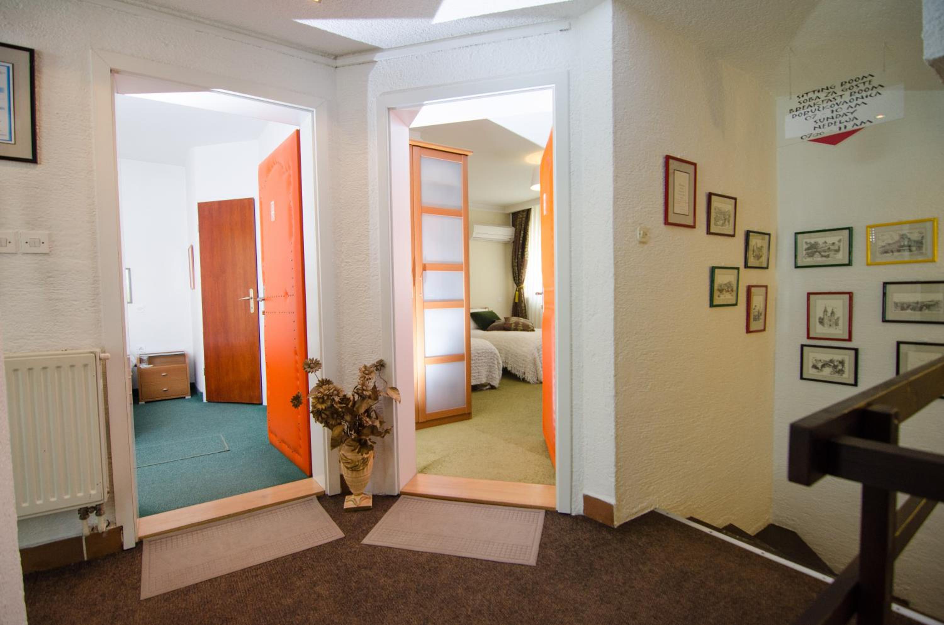 Halvat Guesthouse