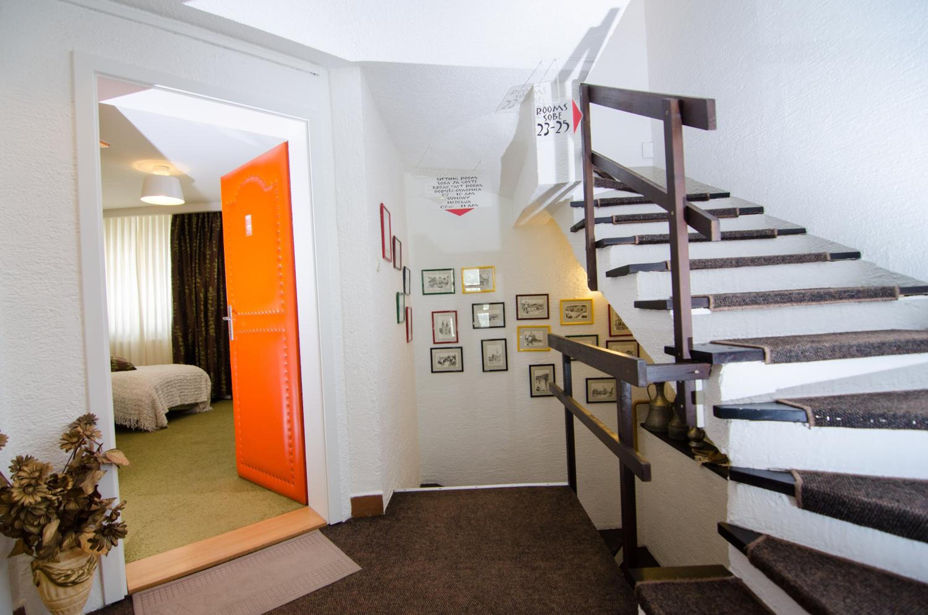 Halvat Guesthouse