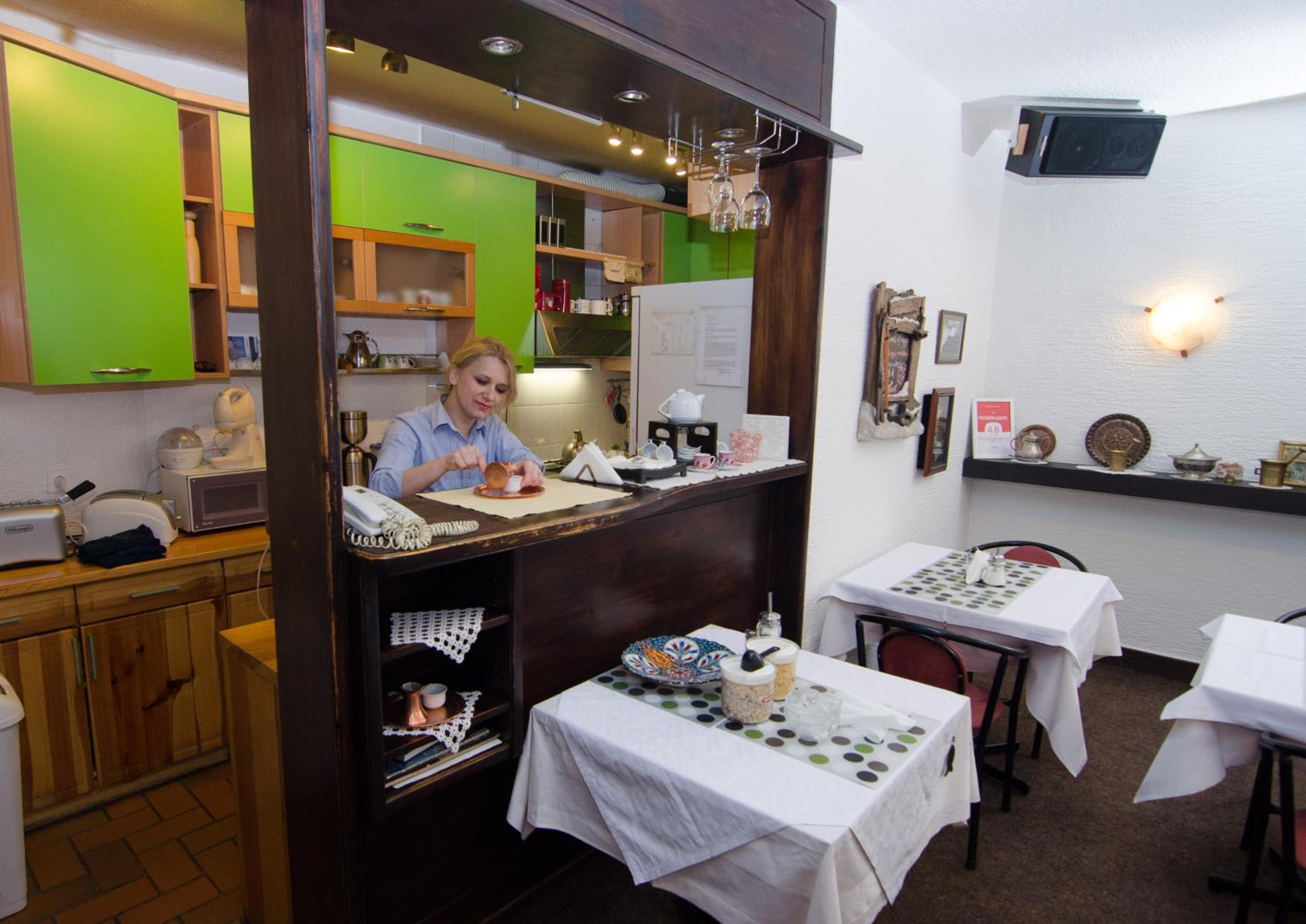 Halvat Guesthouse