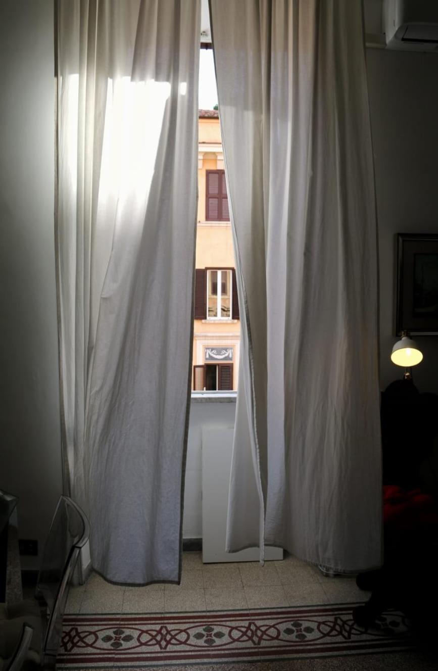 Tra i Musei Vaticani House