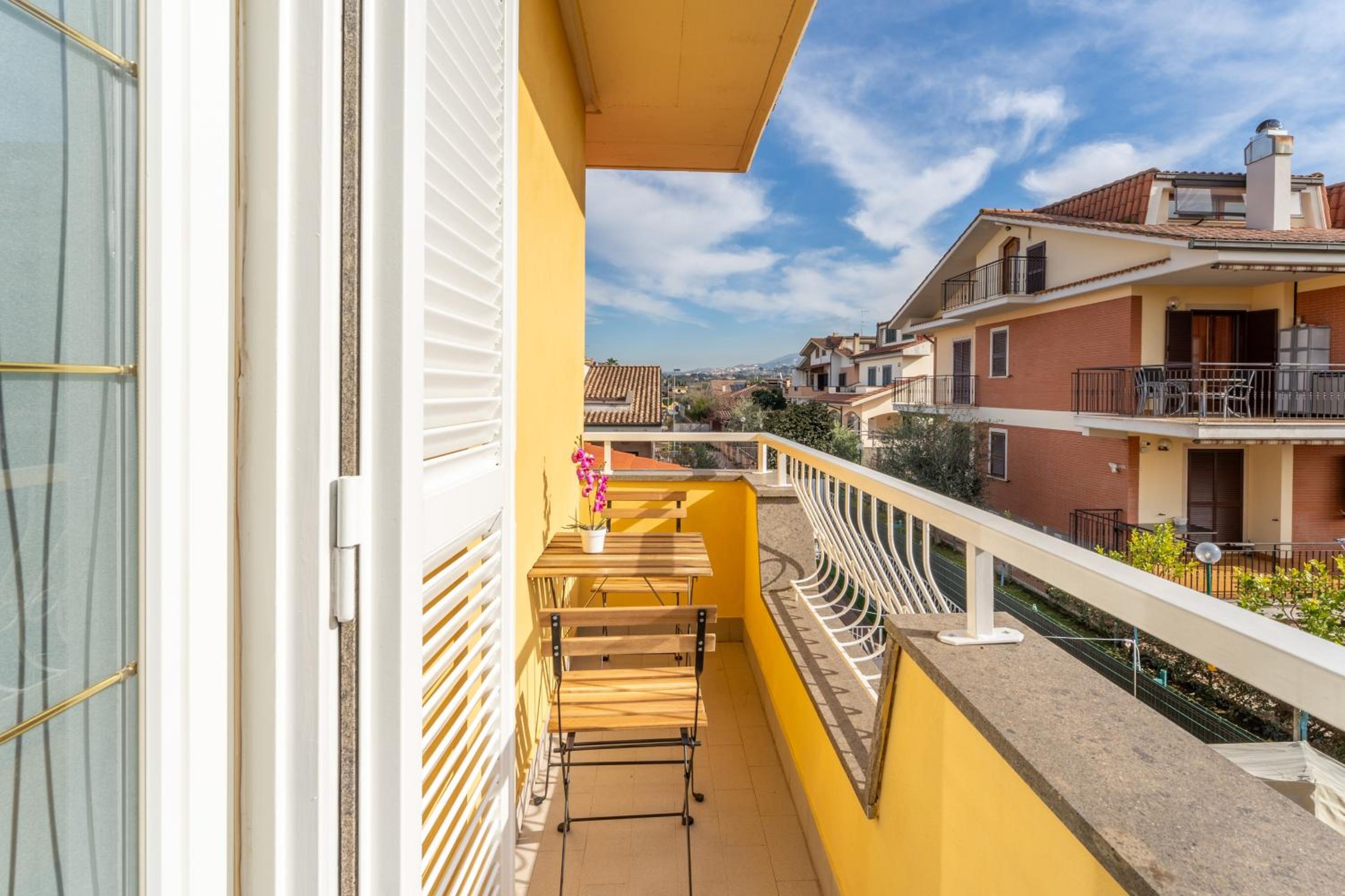 Miu' B&B , Ciampino , Villa con Piscina e Parcheggio Privato