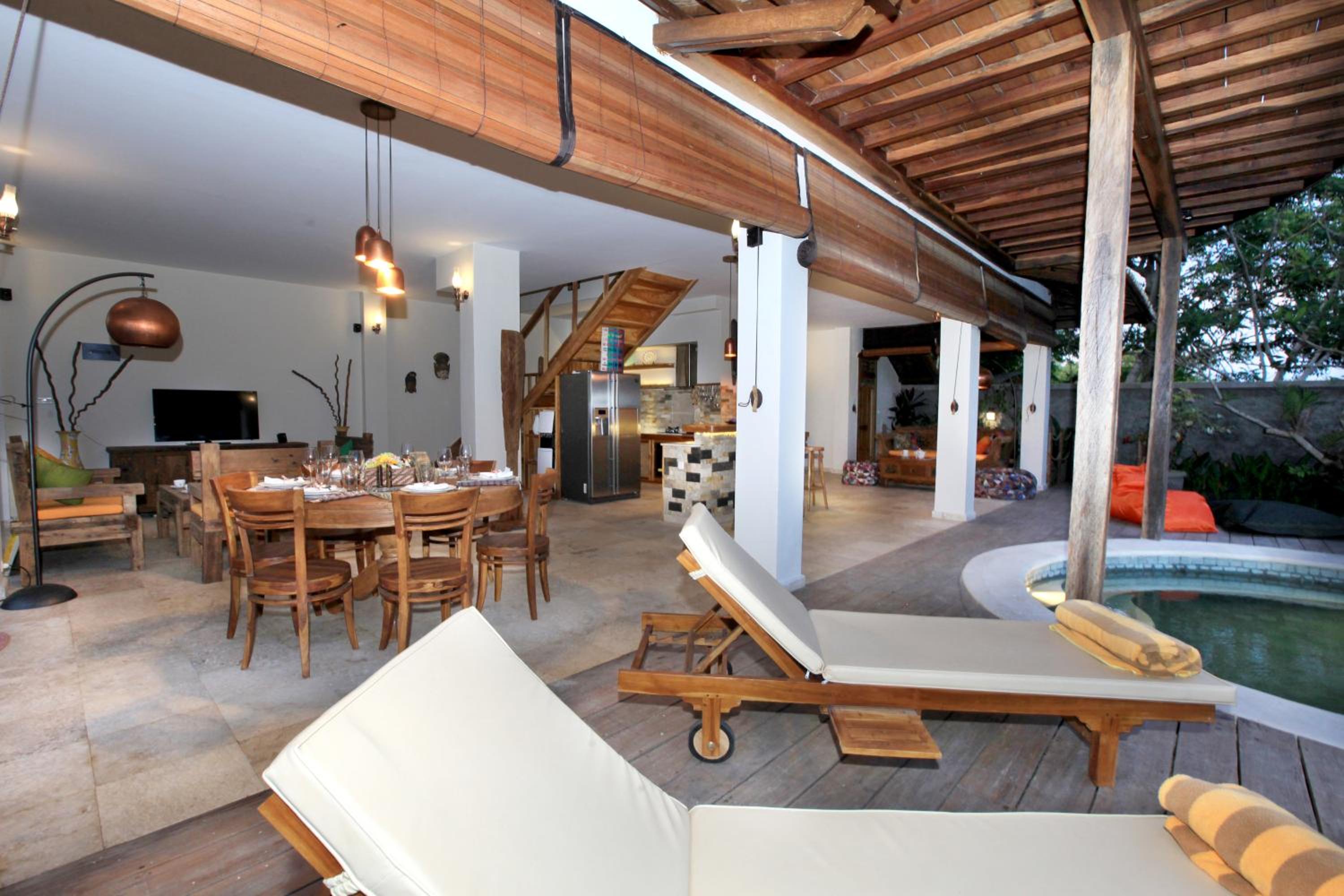 Breezy Point Villas